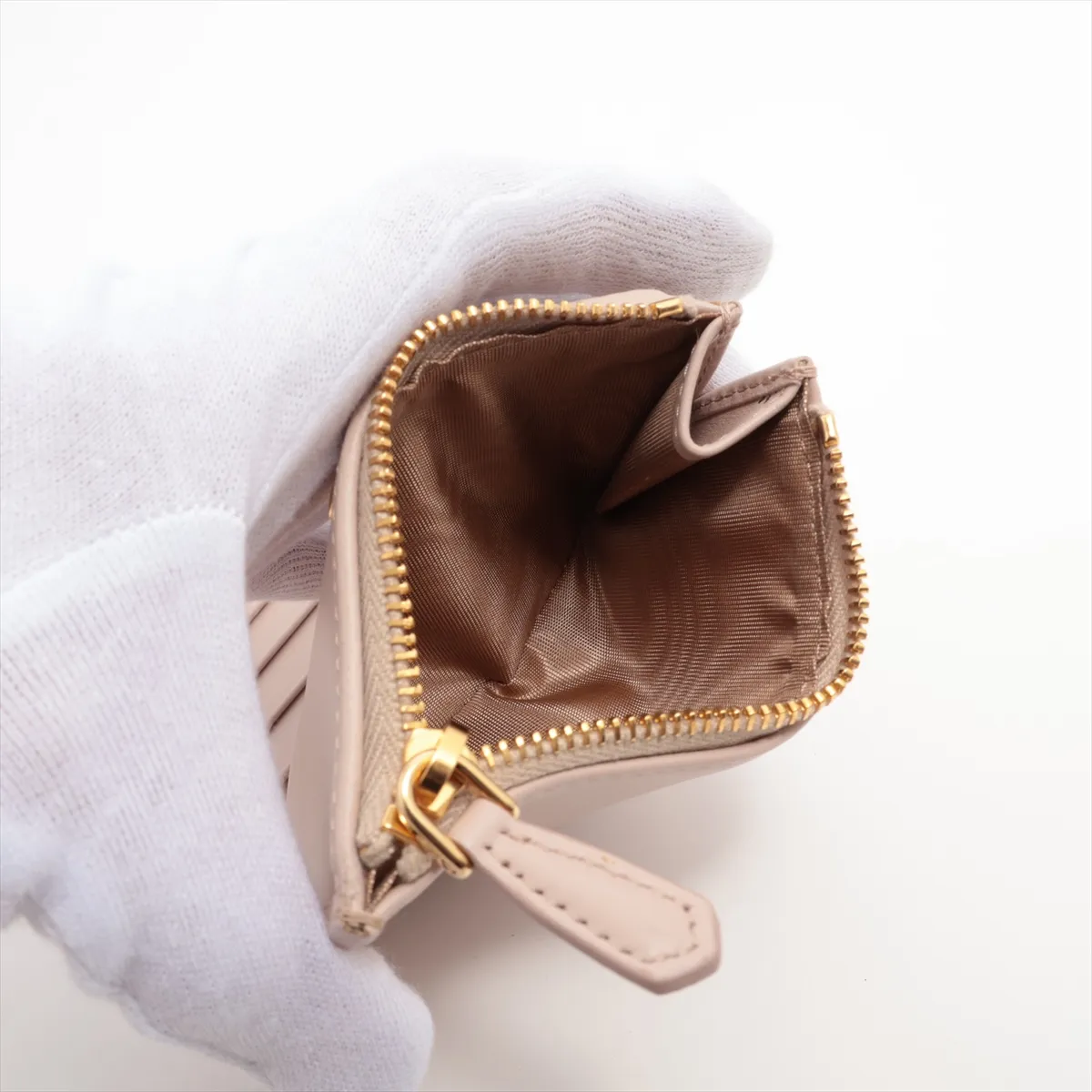Triangle Logo 1ML050 Leather Compact Wallet Pink — view 5