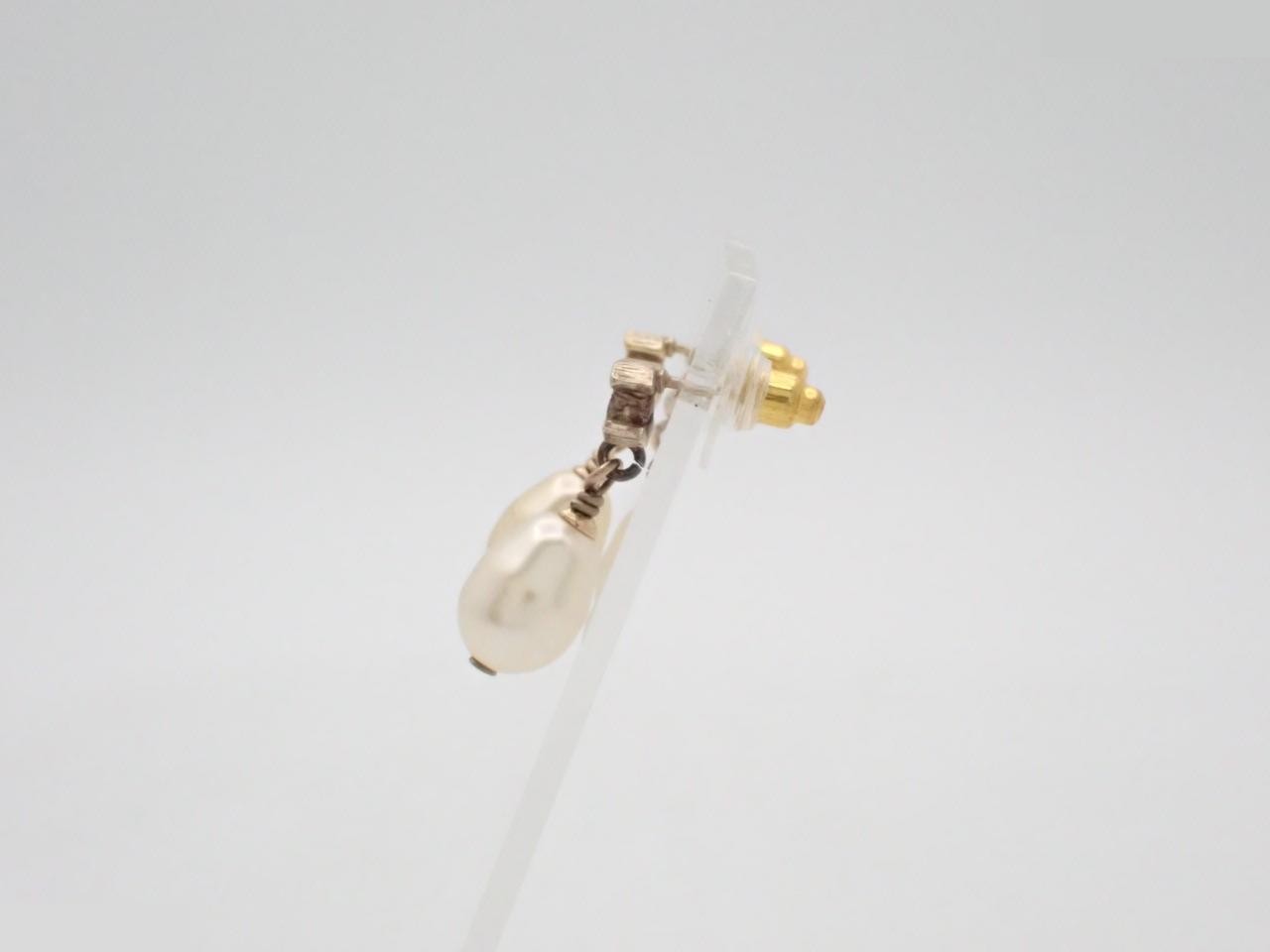 earrings — view 3