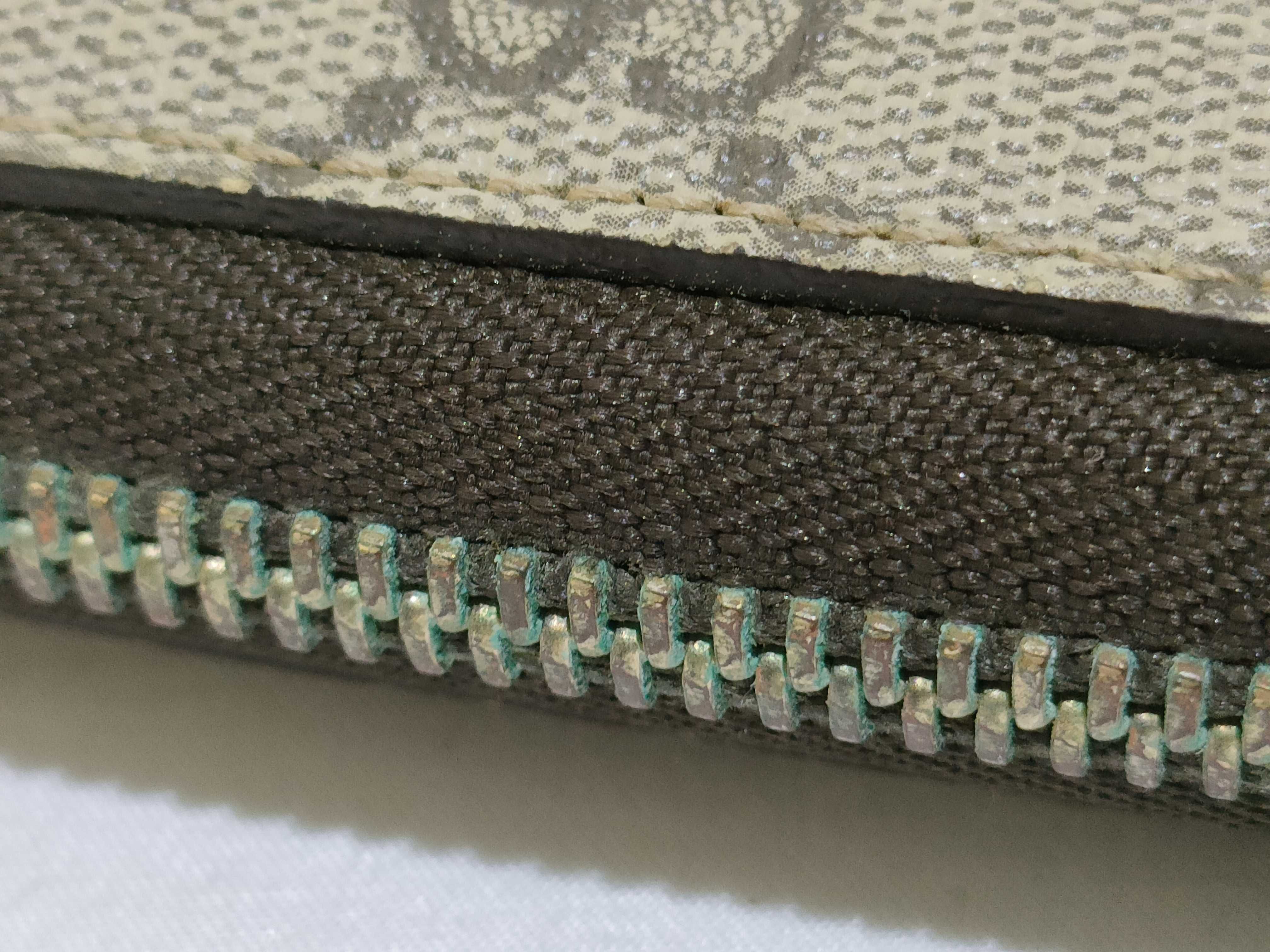 GG Supreme Gucci Wallet — view 8