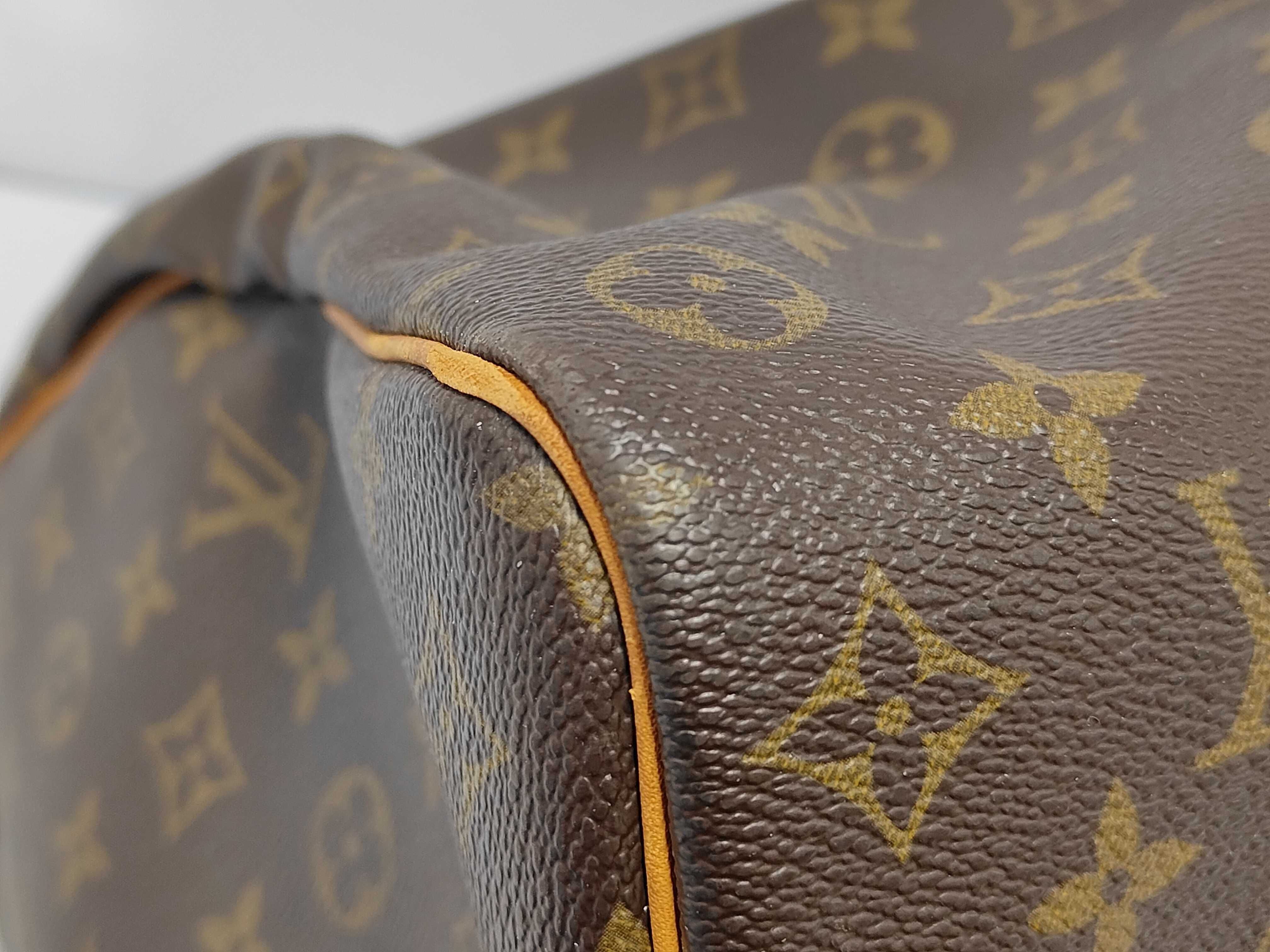LV bag — view 4