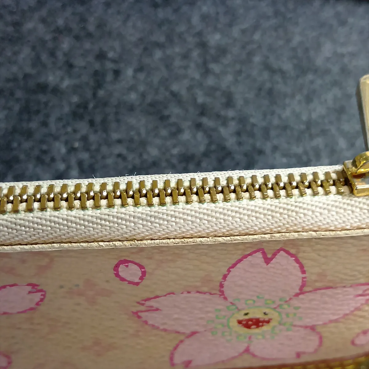Monogram Cherry Blossom Pochette Clé M92016 CA0033 Pink Coin Case — view 12
