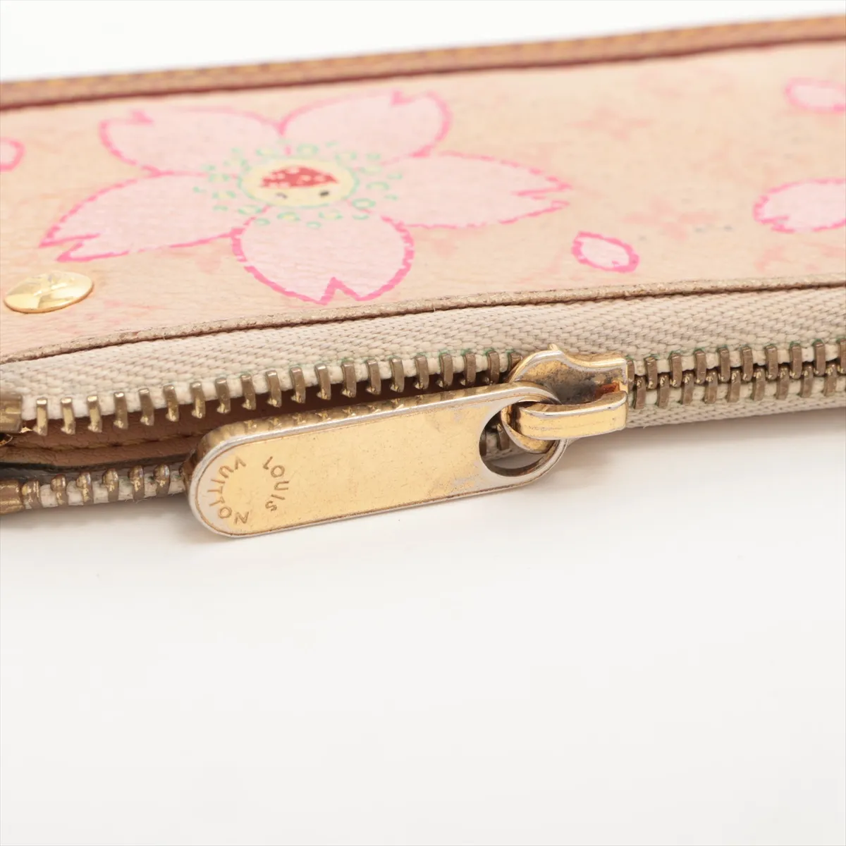 Monogram Cherry Blossom Pochette Clé M92016 CA0033 Pink Coin Case — view 7