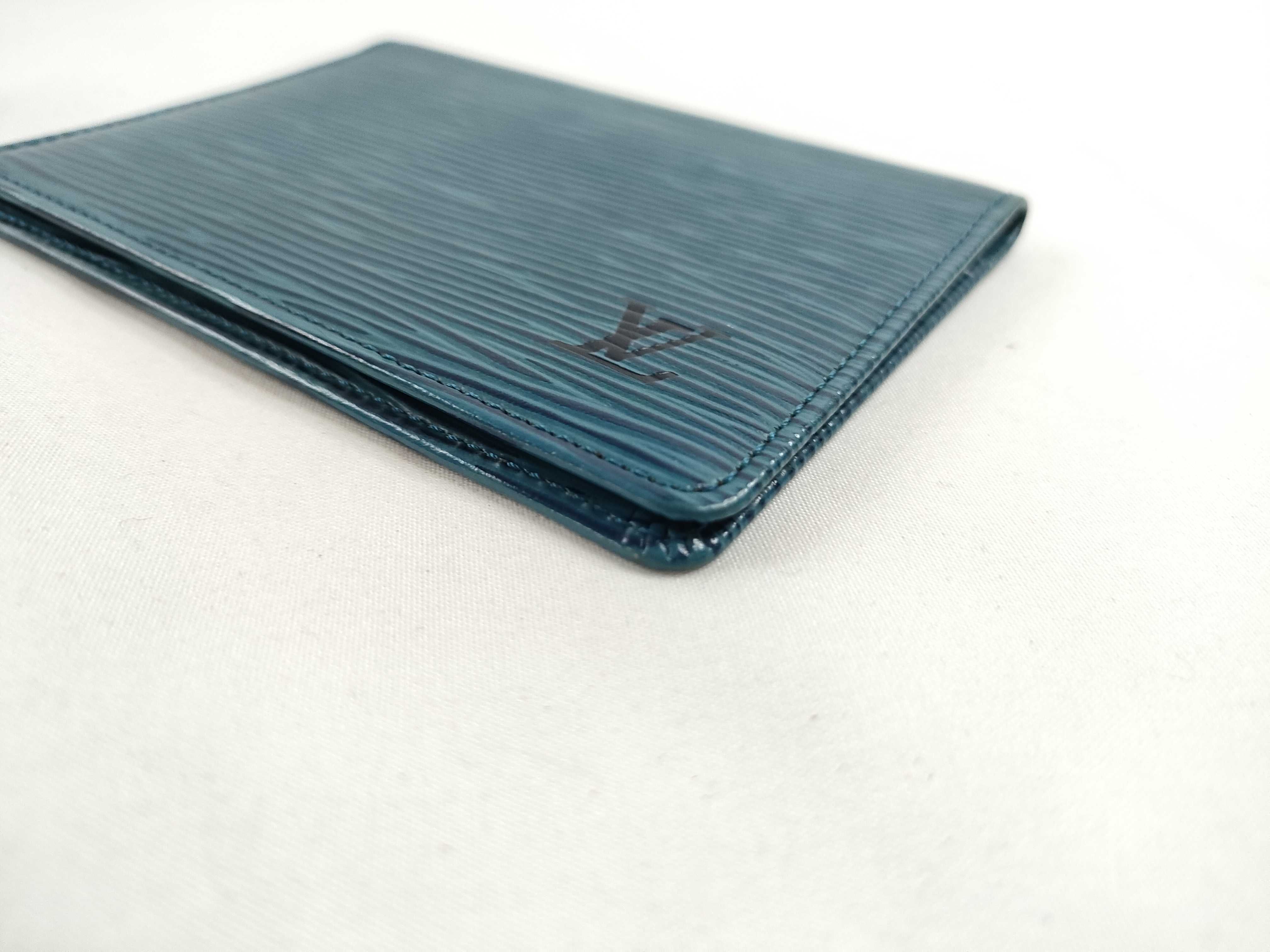 Epi Louis Vuitton Porte 2 Cartes Vertical M6320G SP1905 Epi Blue Card Case — view 4