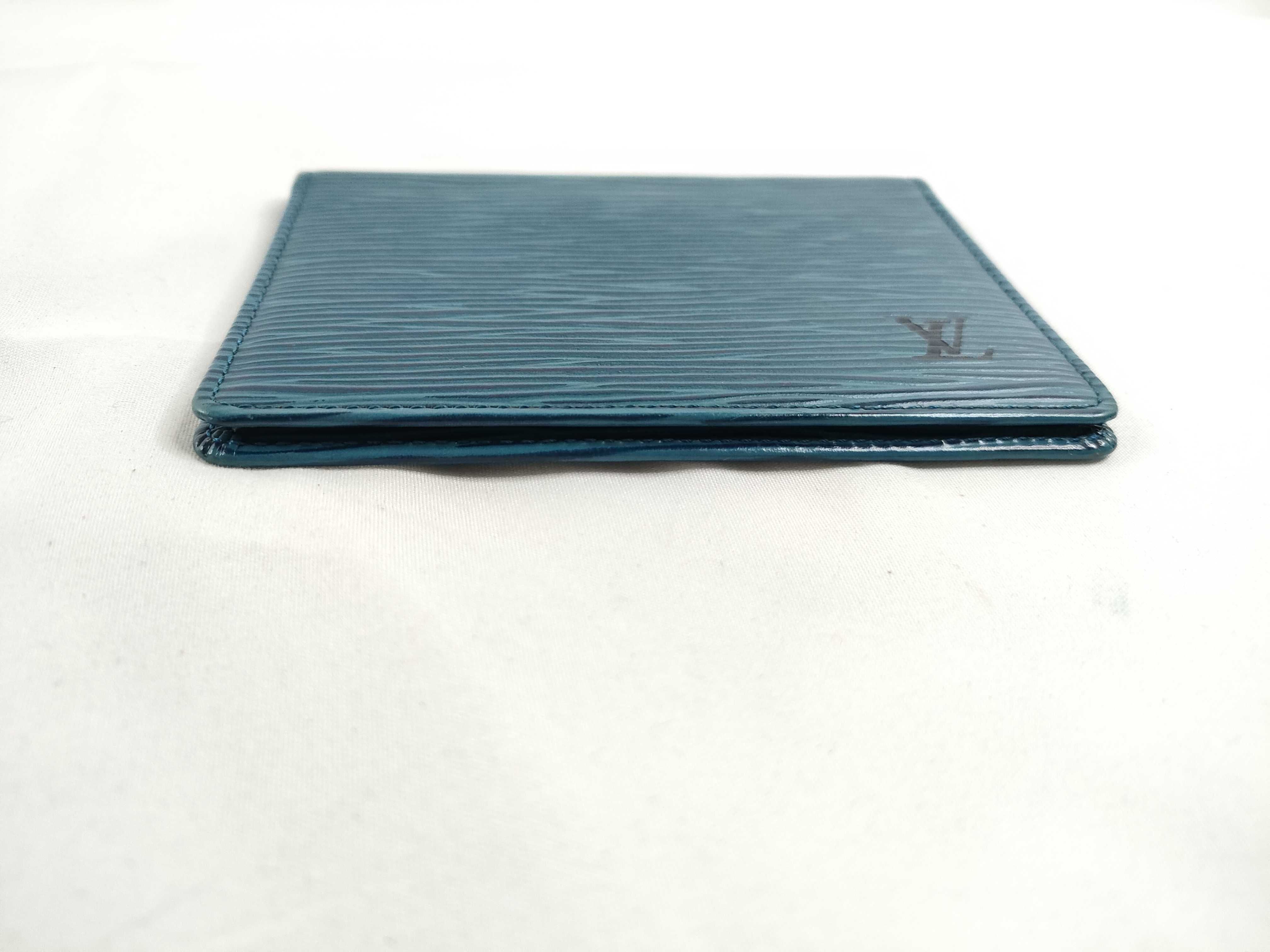 Epi Louis Vuitton Porte 2 Cartes Vertical M6320G SP1905 Epi Blue Card Case — view 6