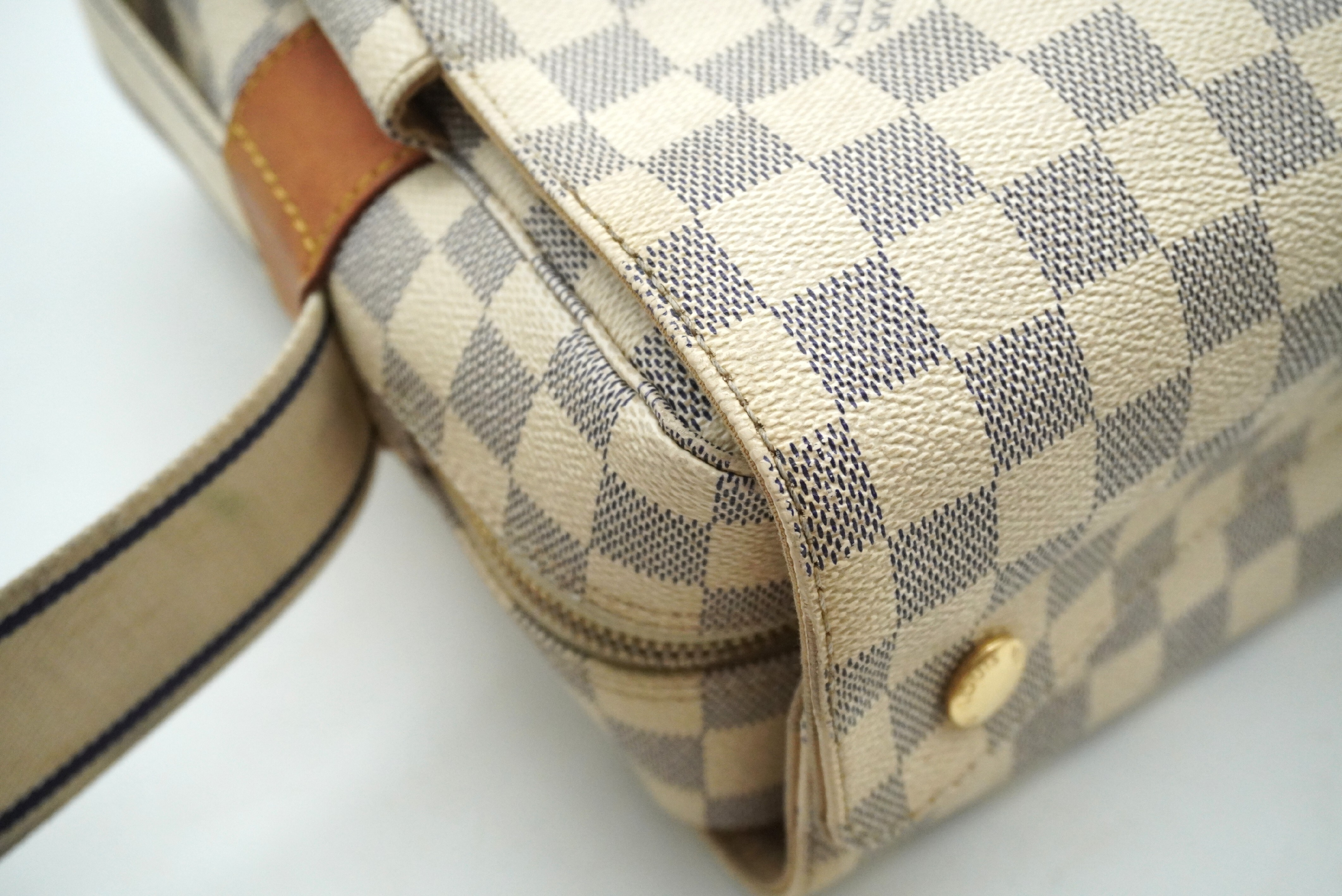 Damier Azur Naviglio N51189 Shoulder Bag — view 8