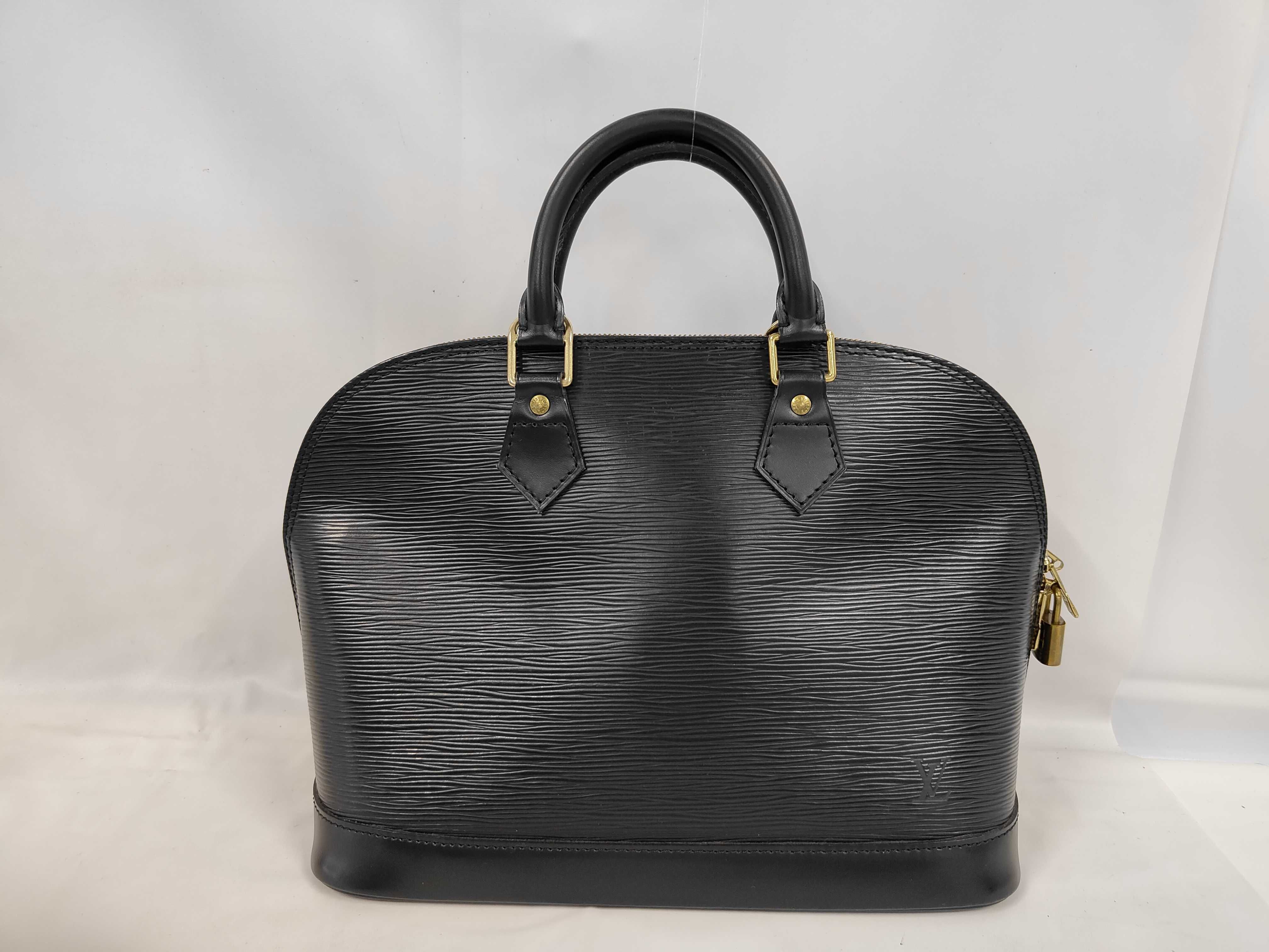 Epi LV Epi BK Alma Handbag