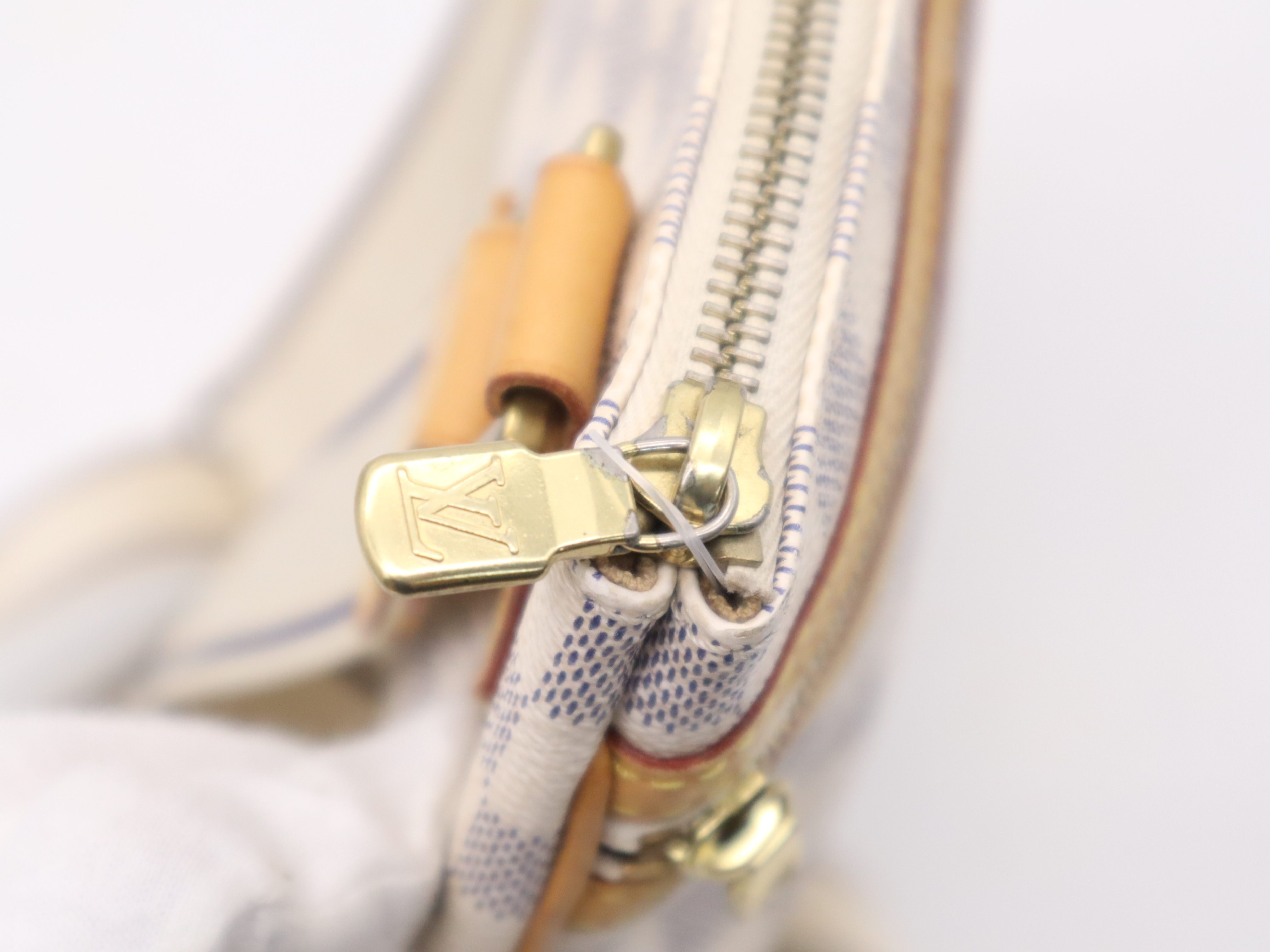 N51112 Azur Pochette Bosphore Shoulder Bag — view 10