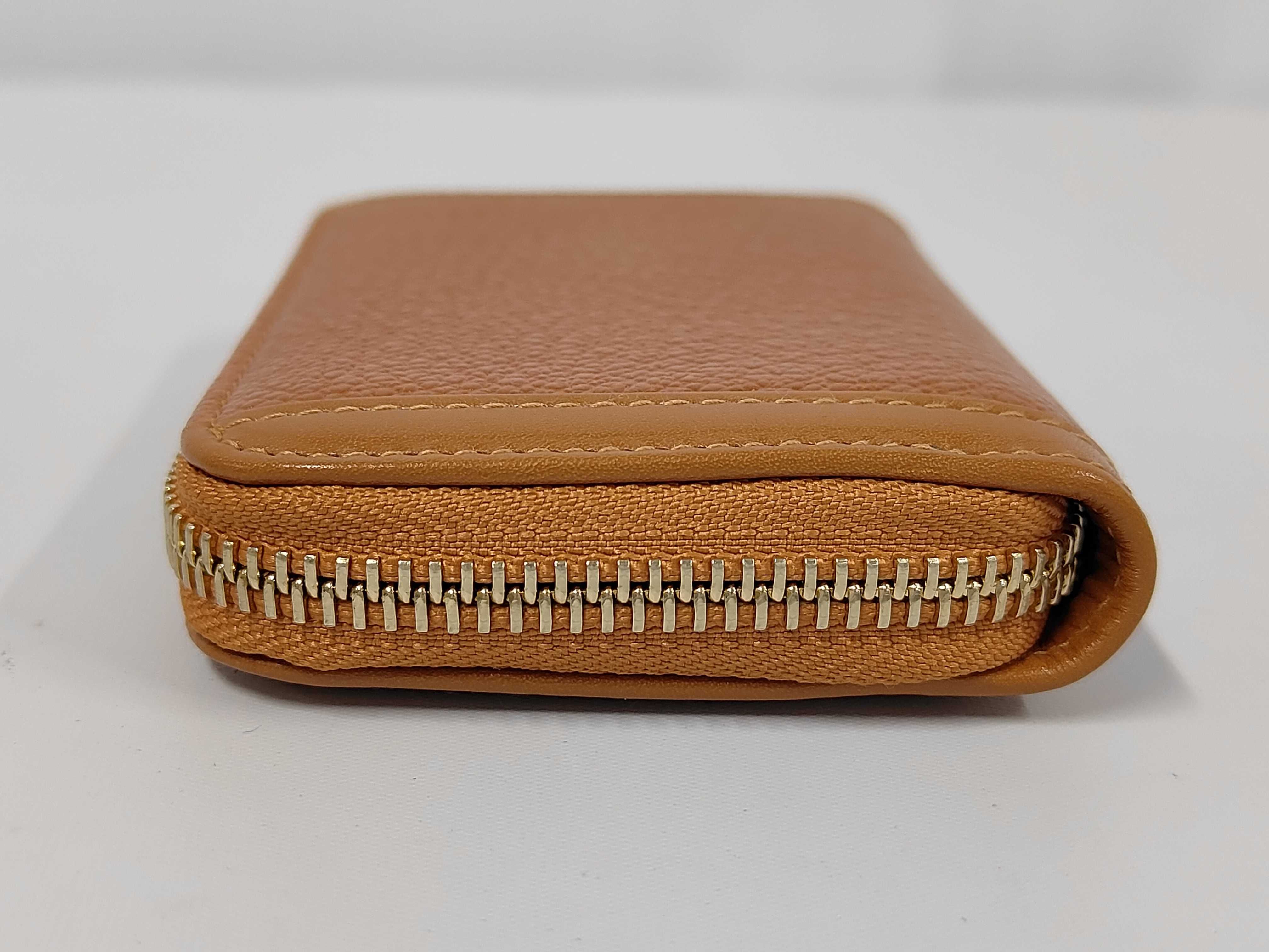 Coin Case — view 5