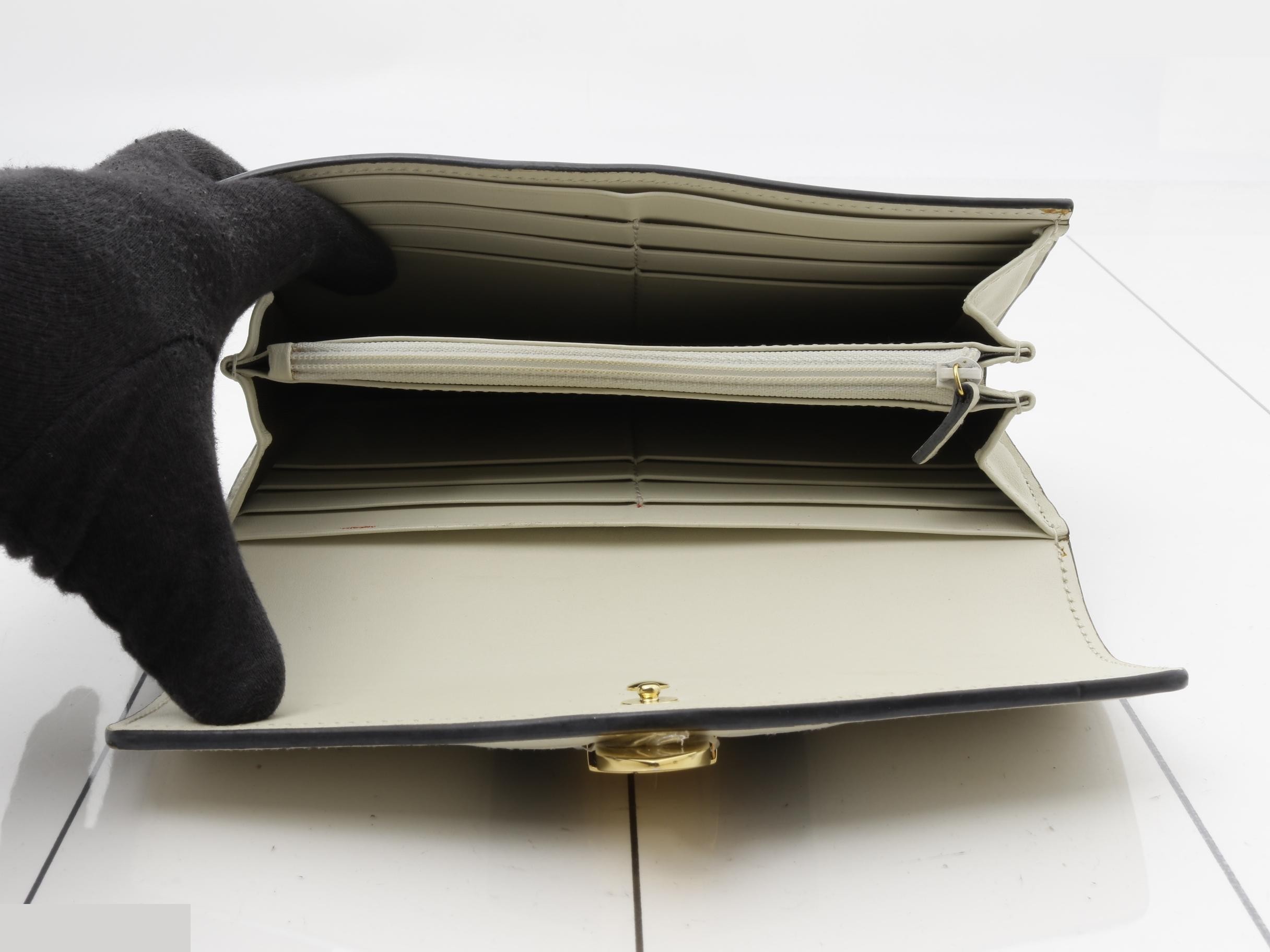 Bi-fold long wallet — view 4