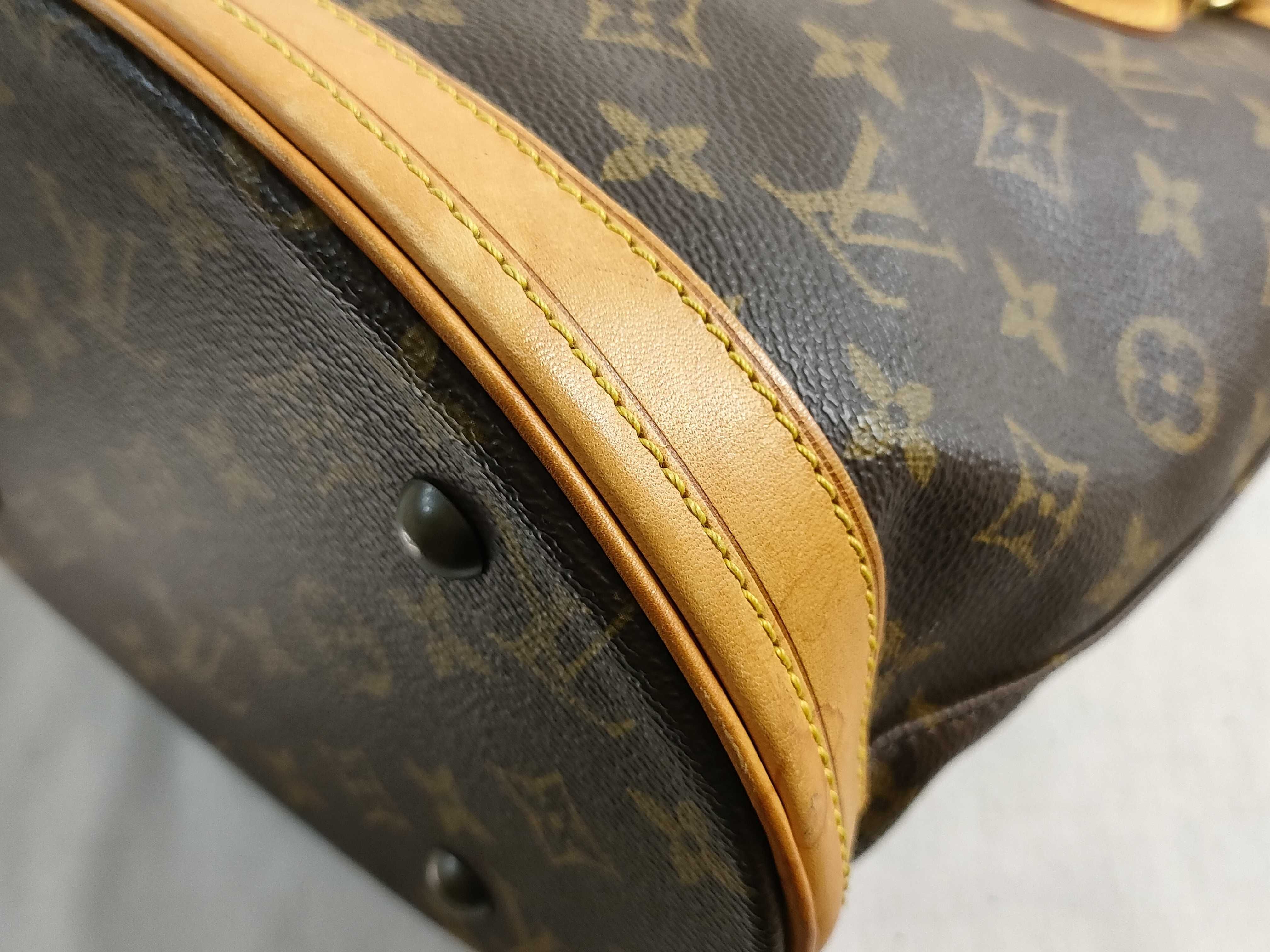 Monogram LV Monogram Bucket PM Tote Bag — view 6