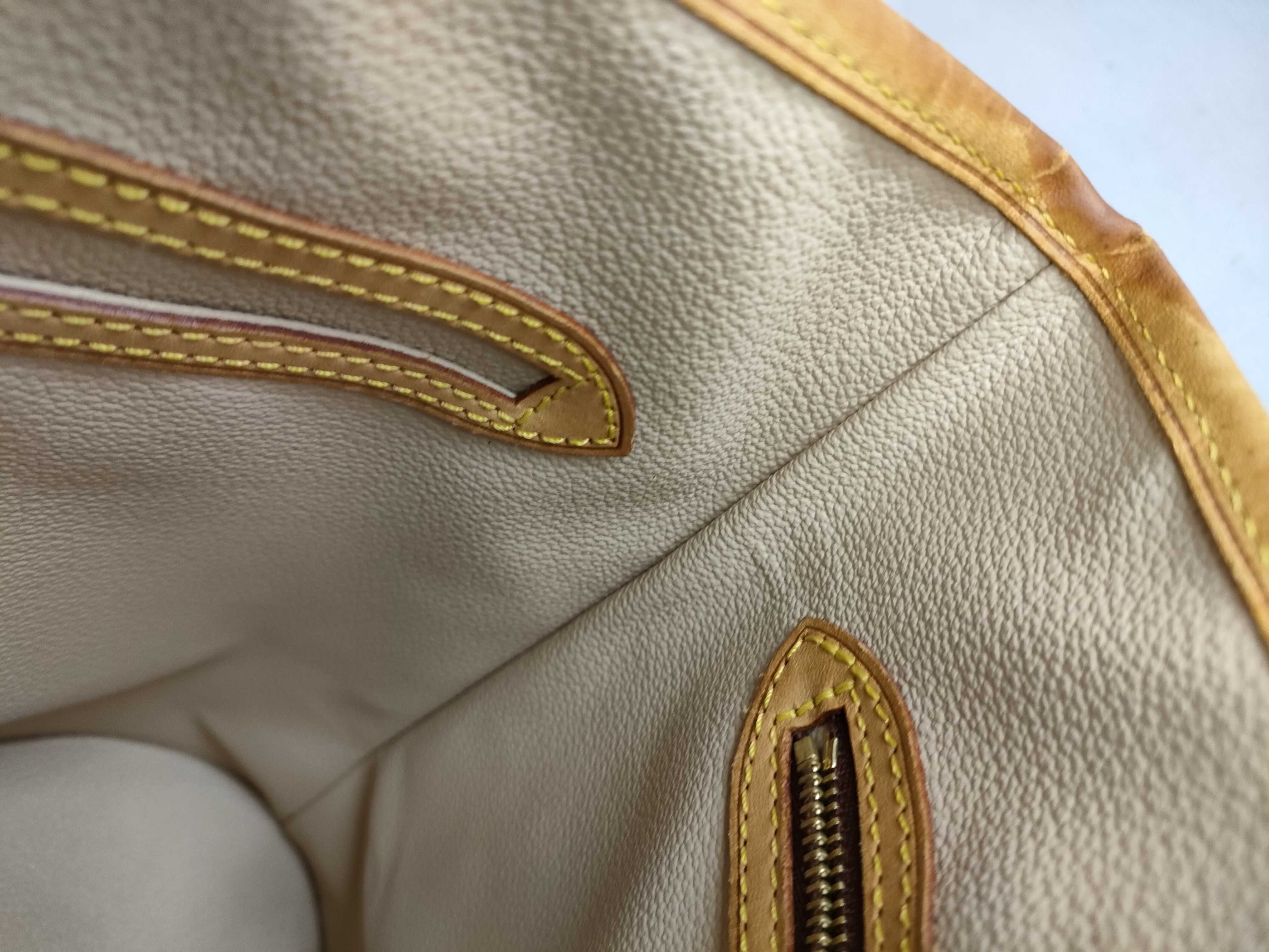 Monogram LV Monogram Bucket PM Tote Bag — view 8