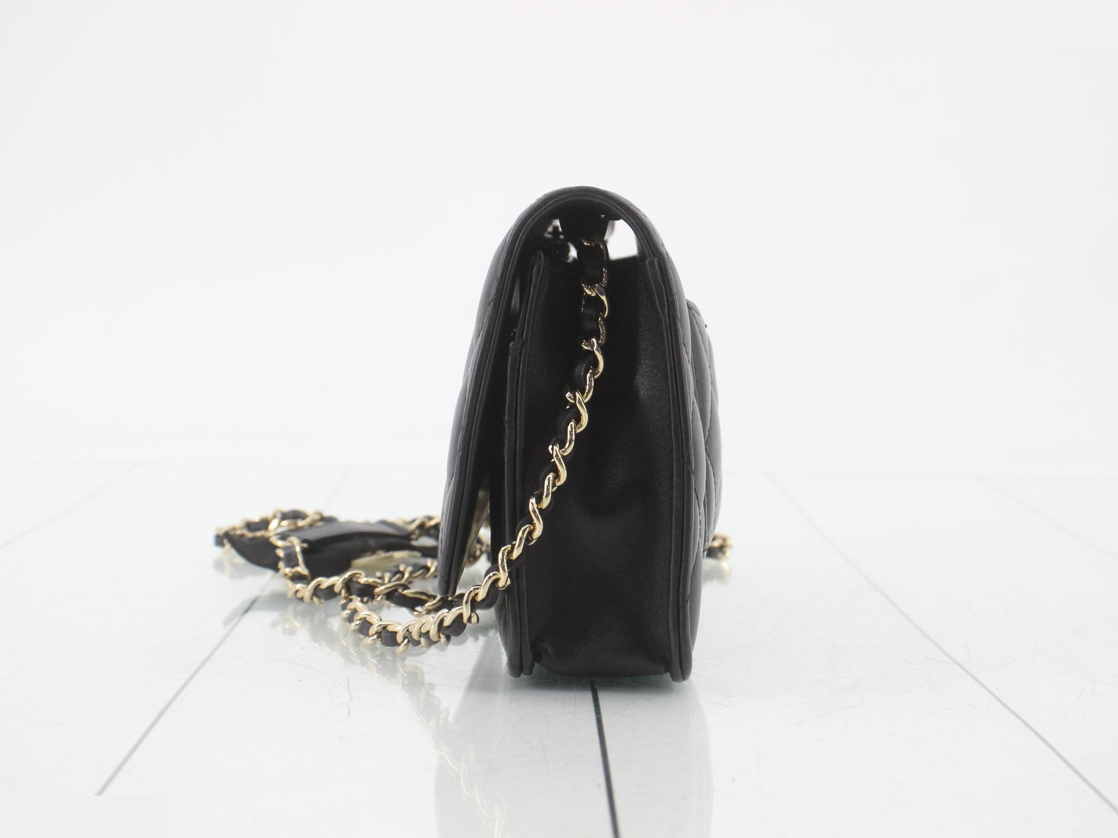 Matelassé Chain Shoulder Bag, Black — view 3