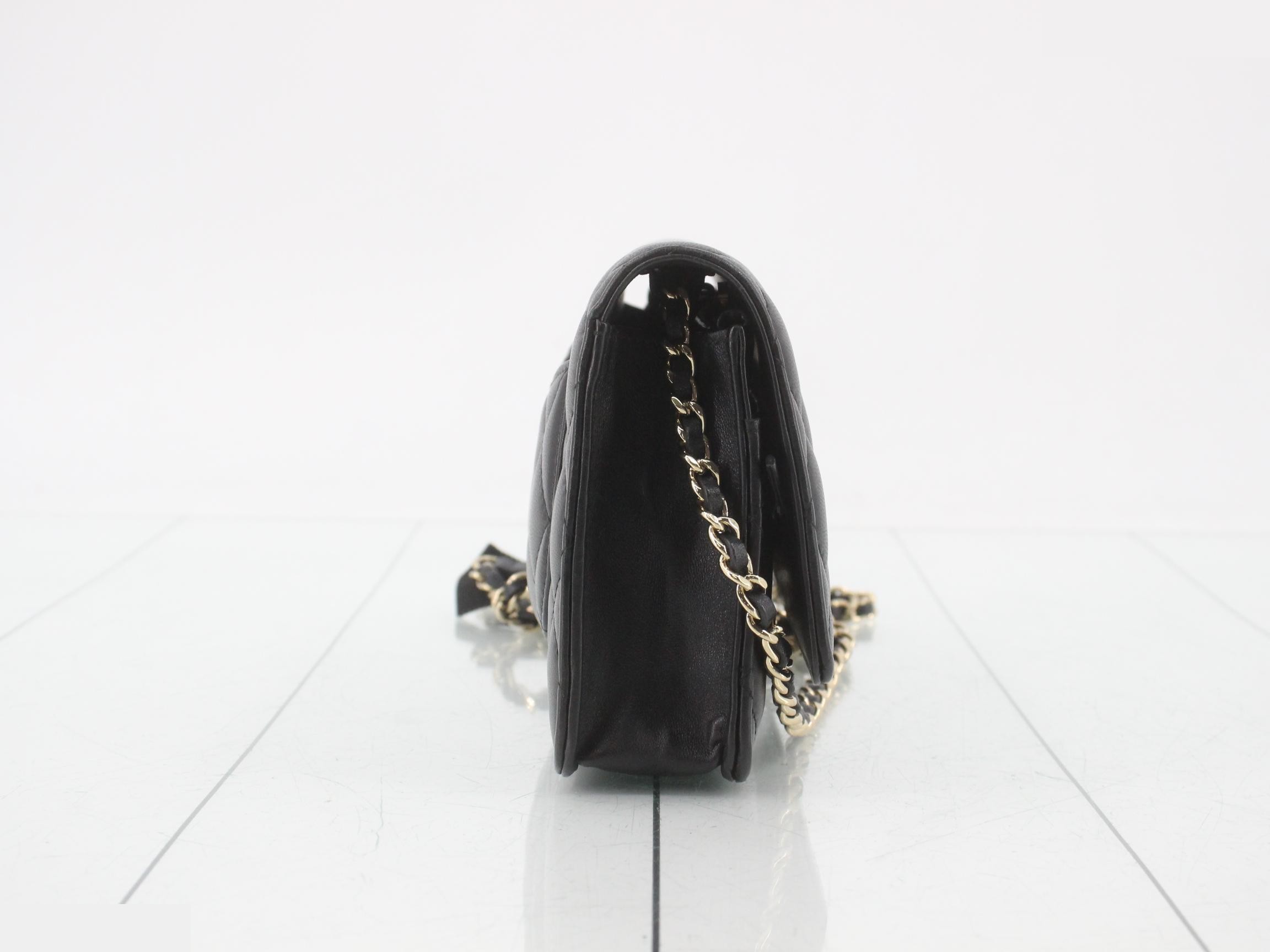 Matelassé Chain Shoulder Bag, Black — view 4