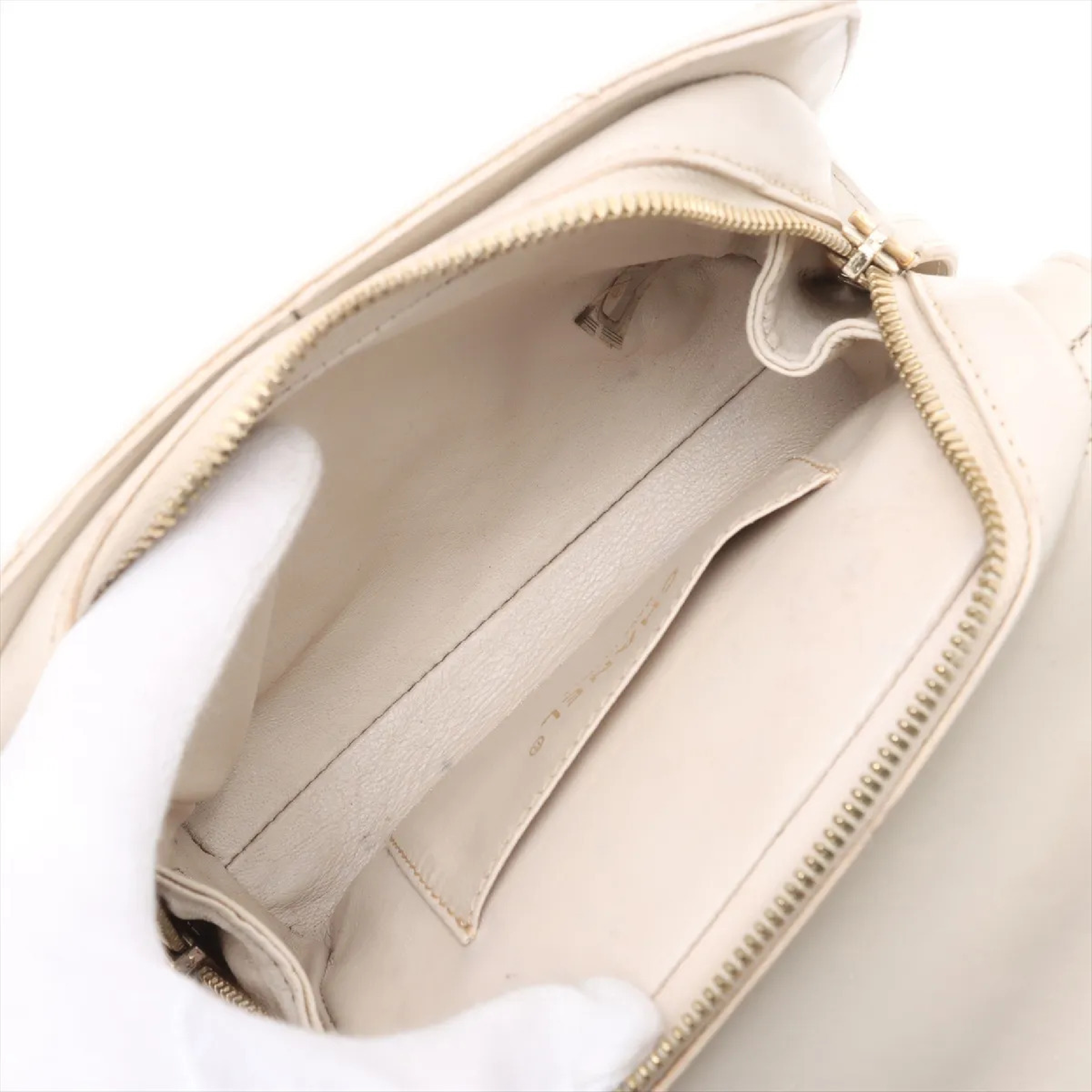 Chevron Leather Chain Shoulder Bag V-Stitch Shoulder Bag — view 6