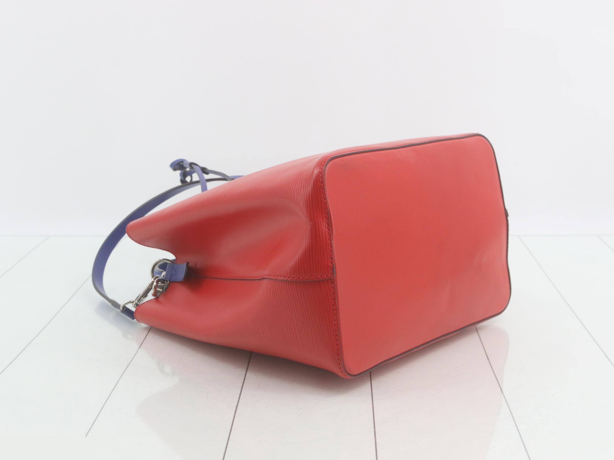 Strap included. Epi NeoNoe M54365 IC — view 5