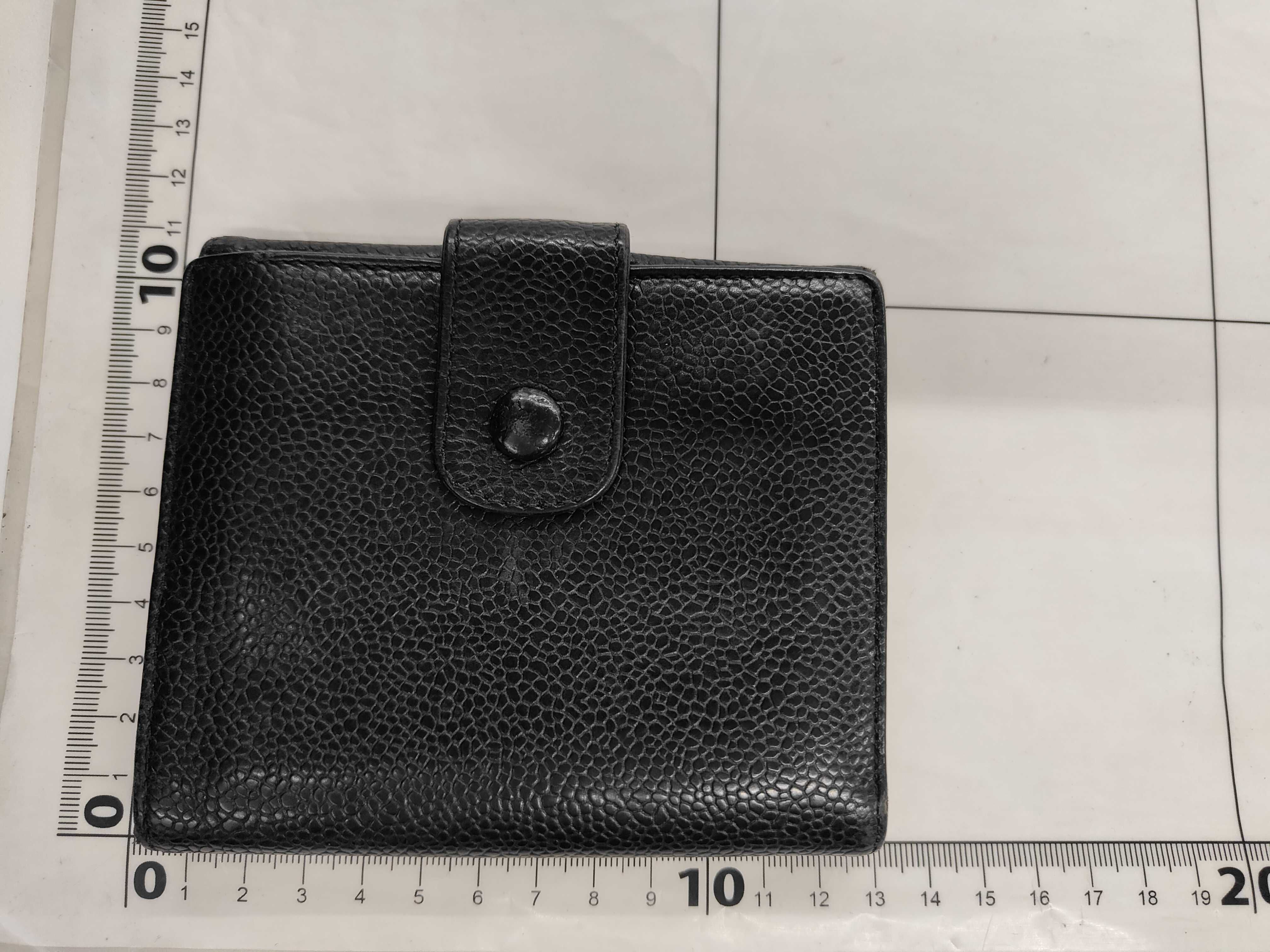 wallet — view 2