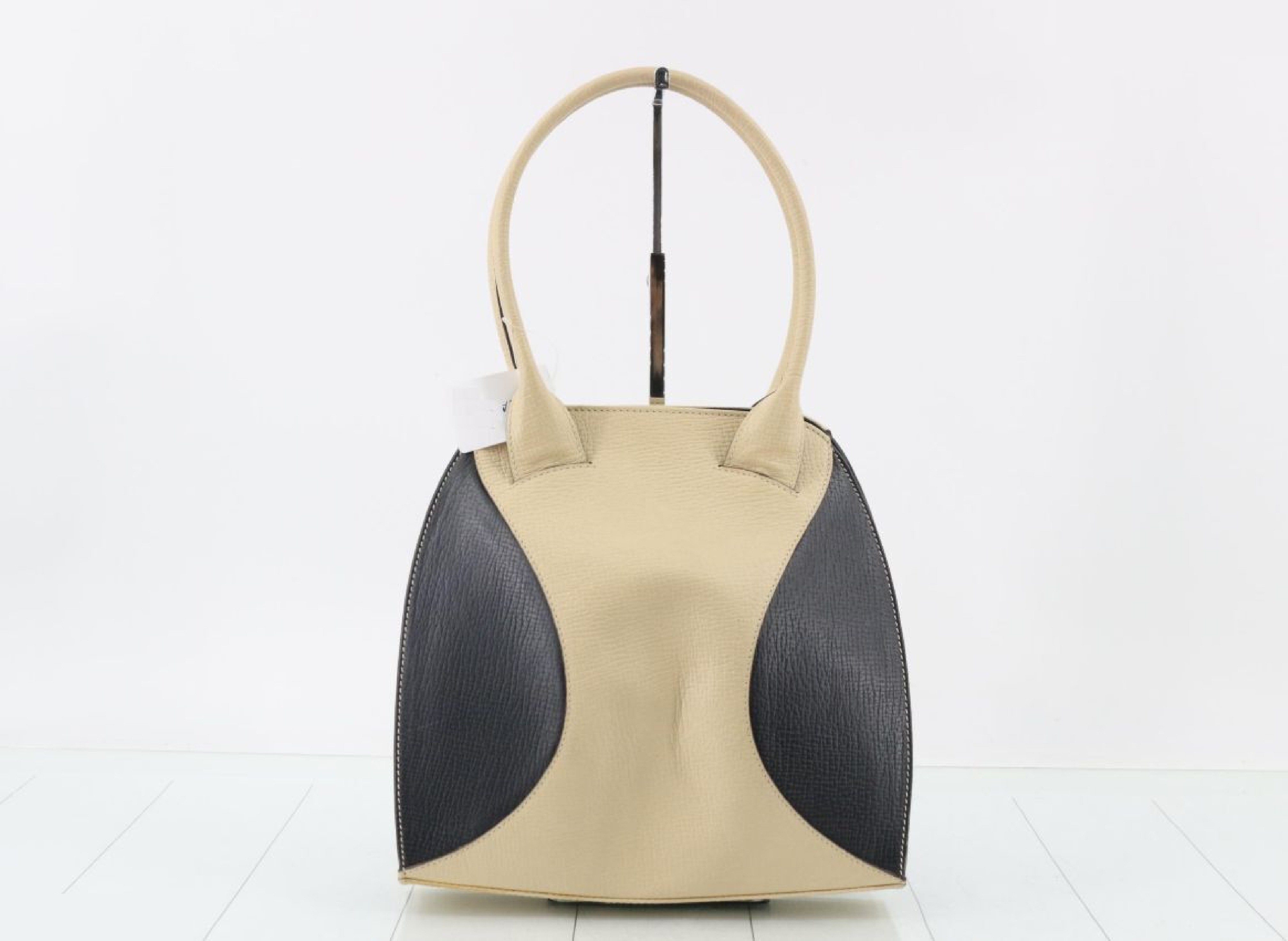 leather handbag — view 2