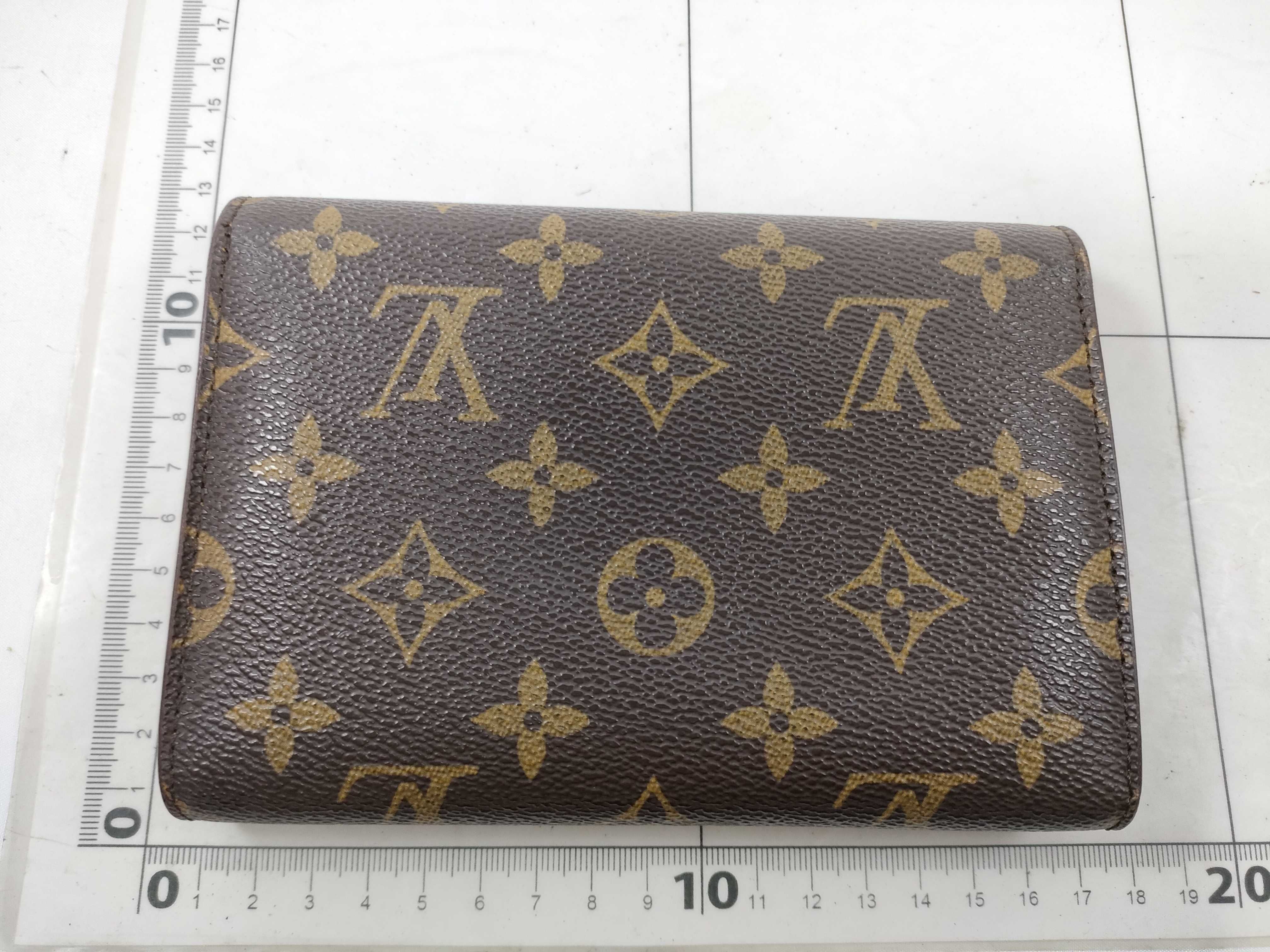Monogram Vuitton Papier Wallet — view 2