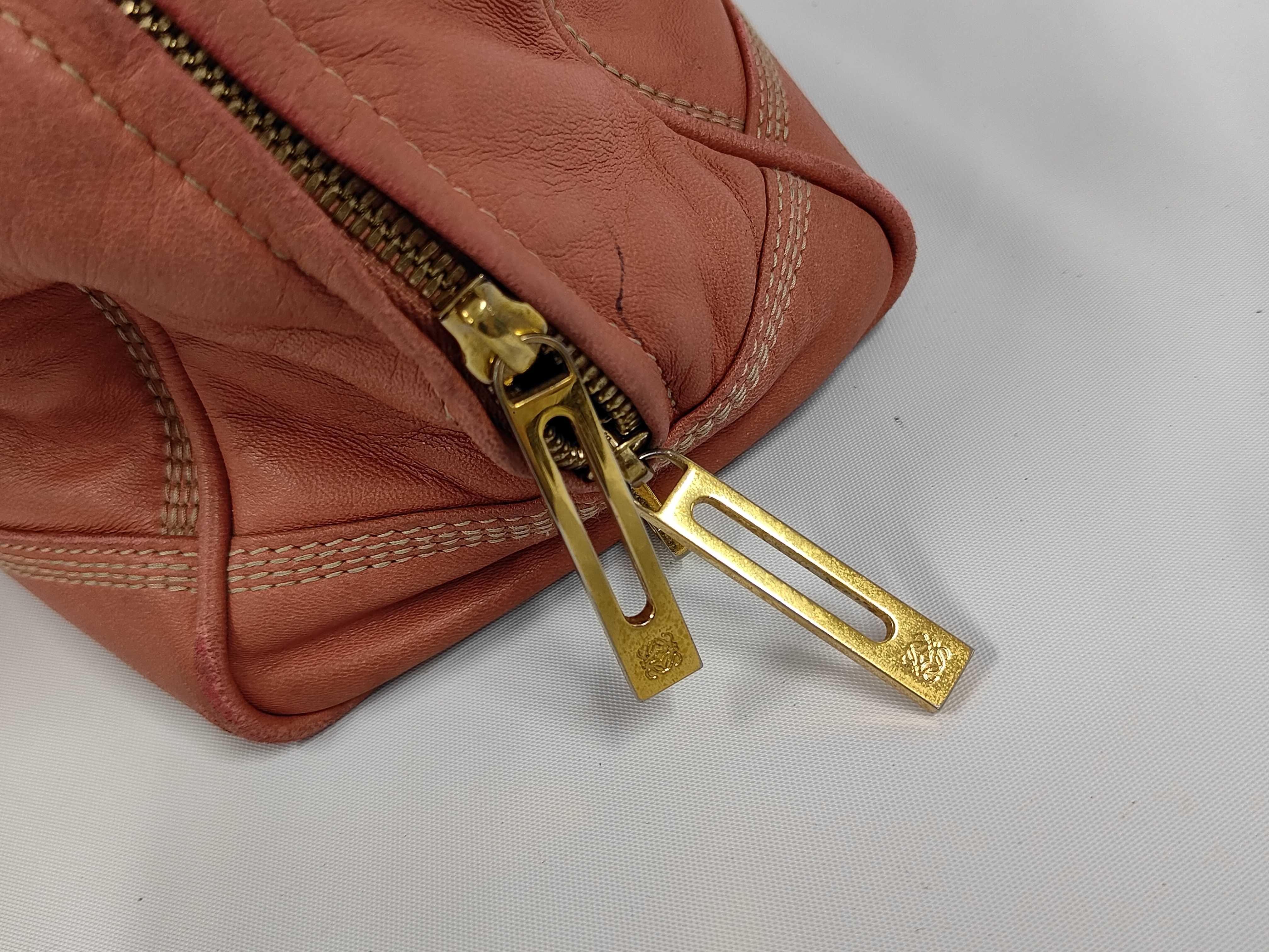 Amazona Leather Anagram Pink Handbag — view 8