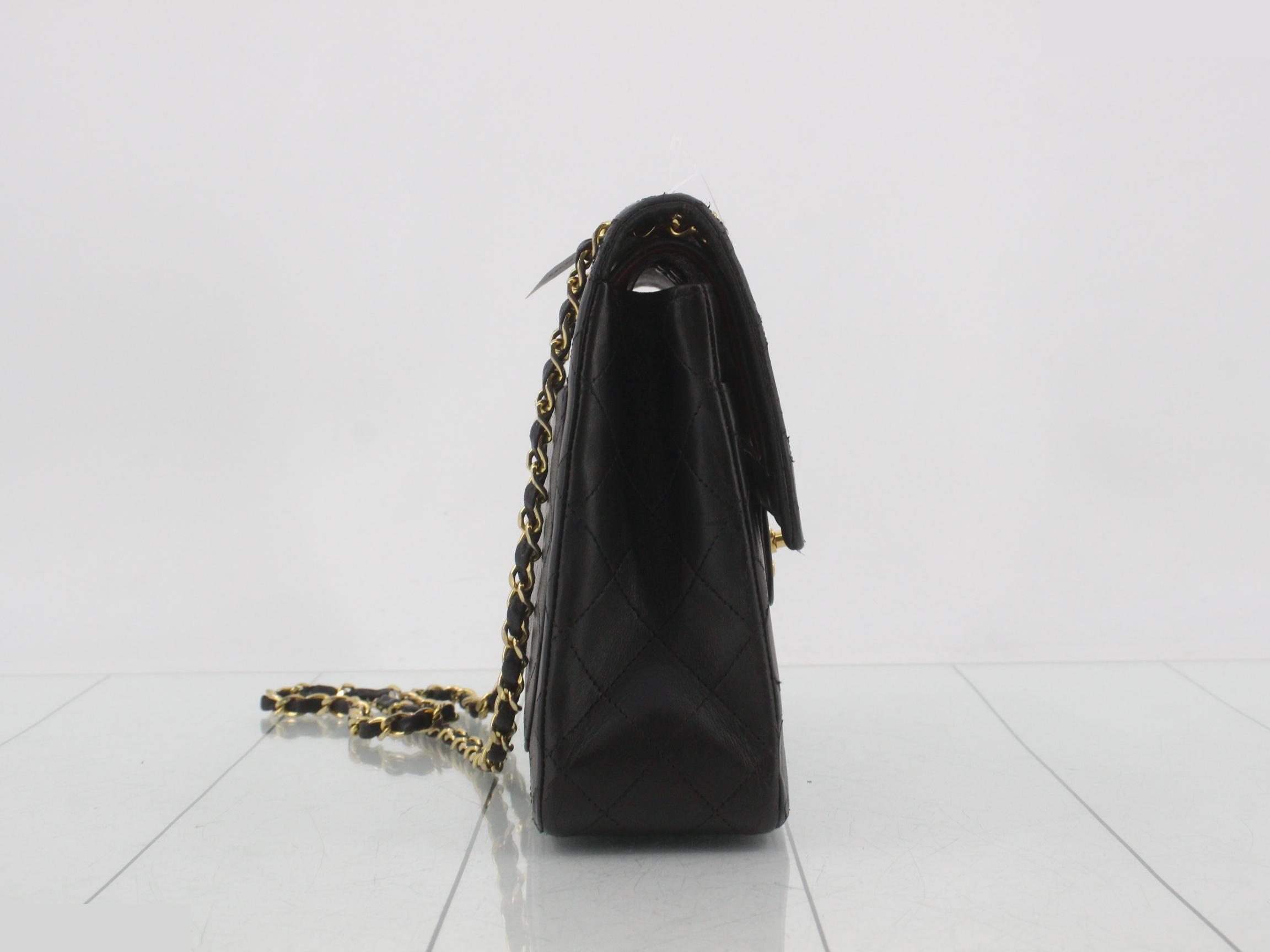 Matelassé 25 Lambskin Double Flap Double Chain Shoulder Bag Gold Hardware — view 4