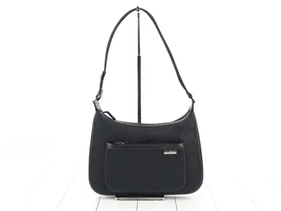 GG Canvas Shoulder Bag
