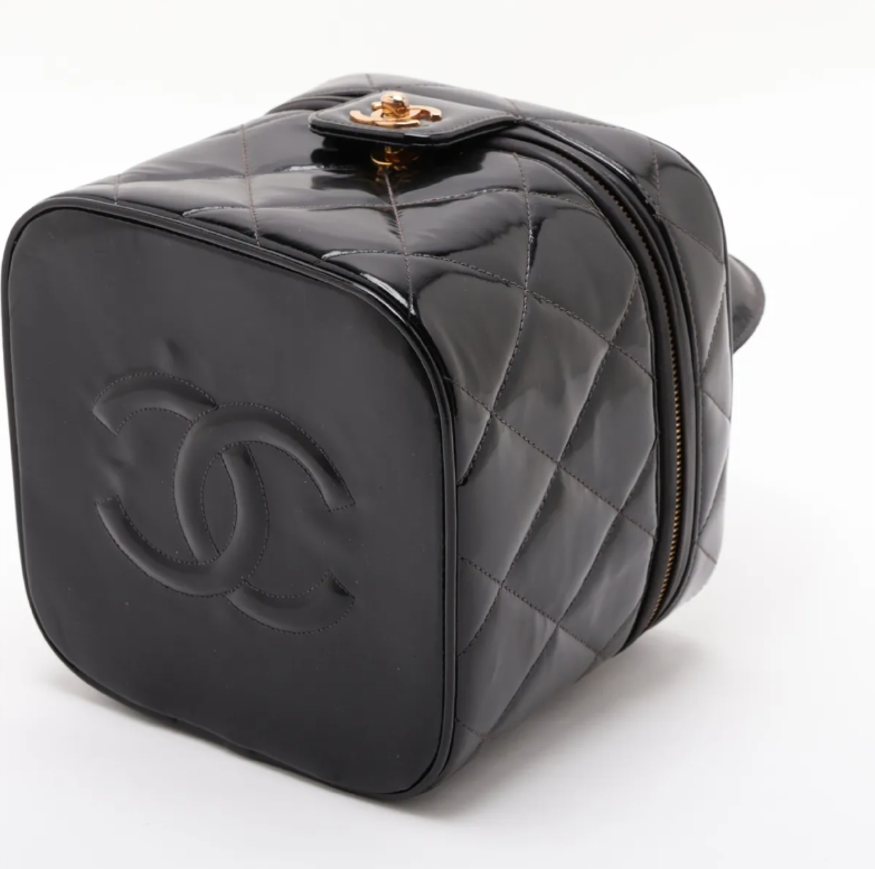 Matelassé Patent Leather Vanity Bag (with seal, serial number 4) — view 3