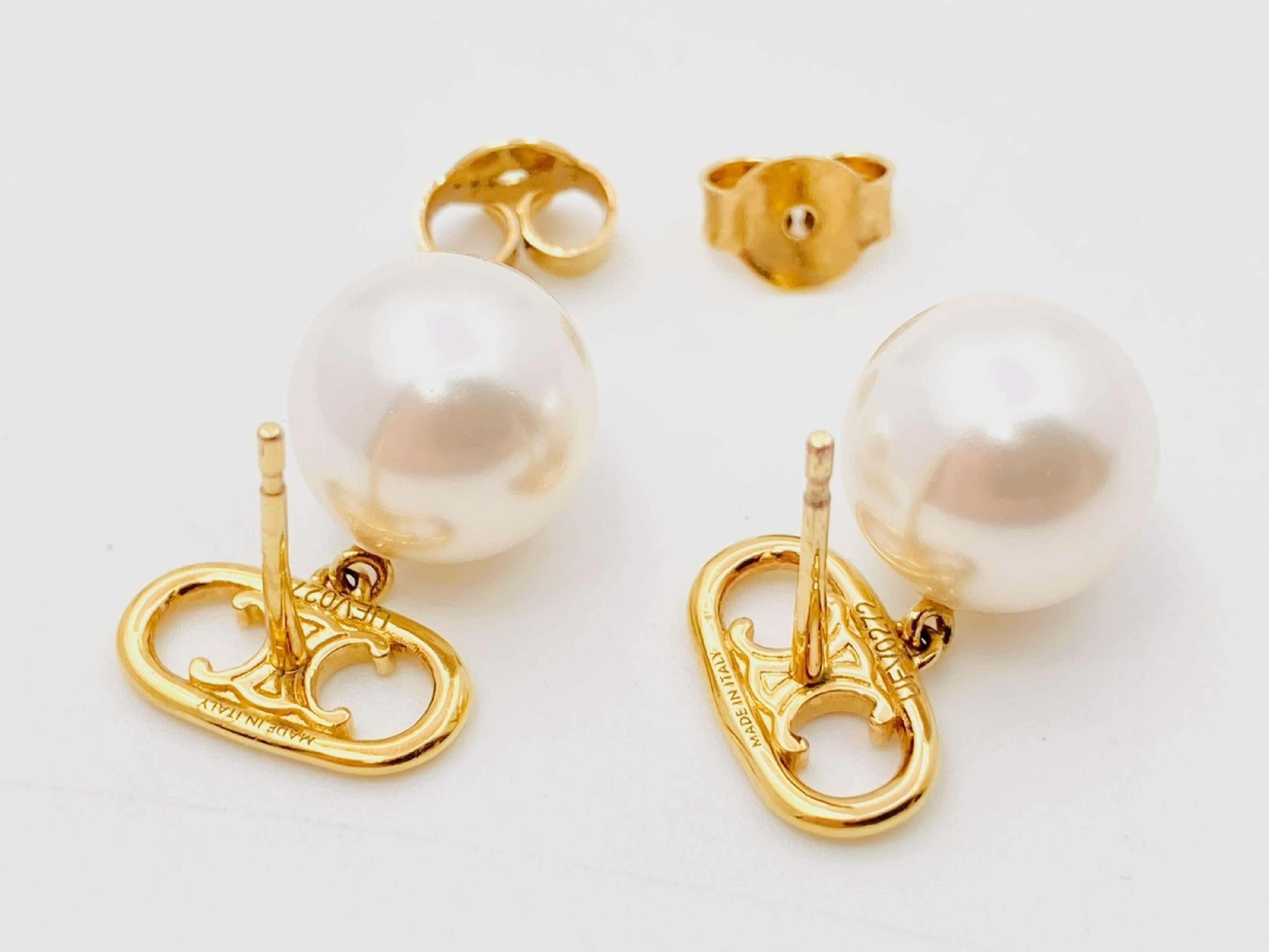 Triomphe Maillon Faux Pearl Swing Earrings Gold Earrings — view 3