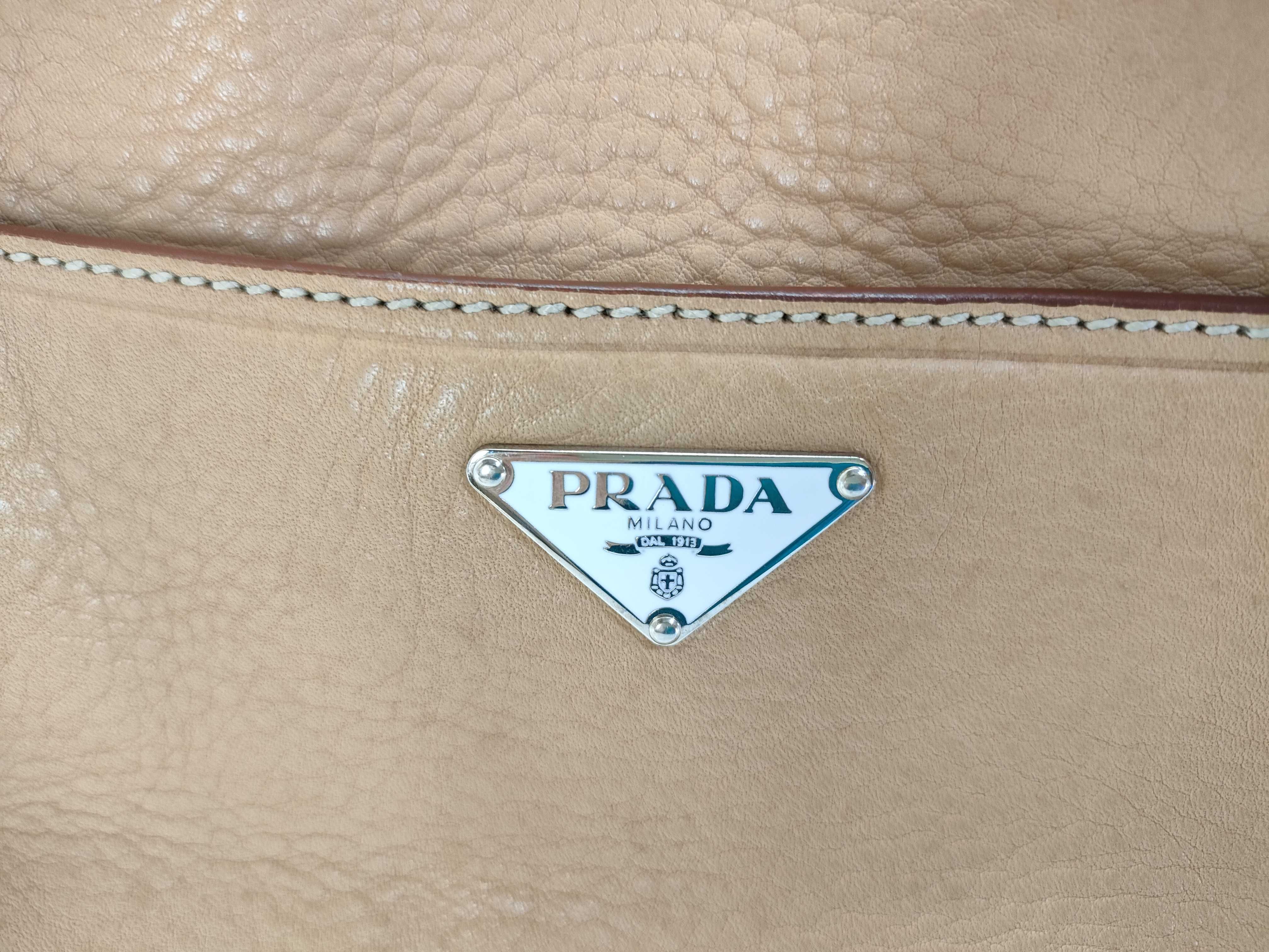 Triangle Logo Leather One-Shoulder Bag BR0749 with Satin Lining, Shoulder Bag, Guarantee Card, Dust Bag — view 9