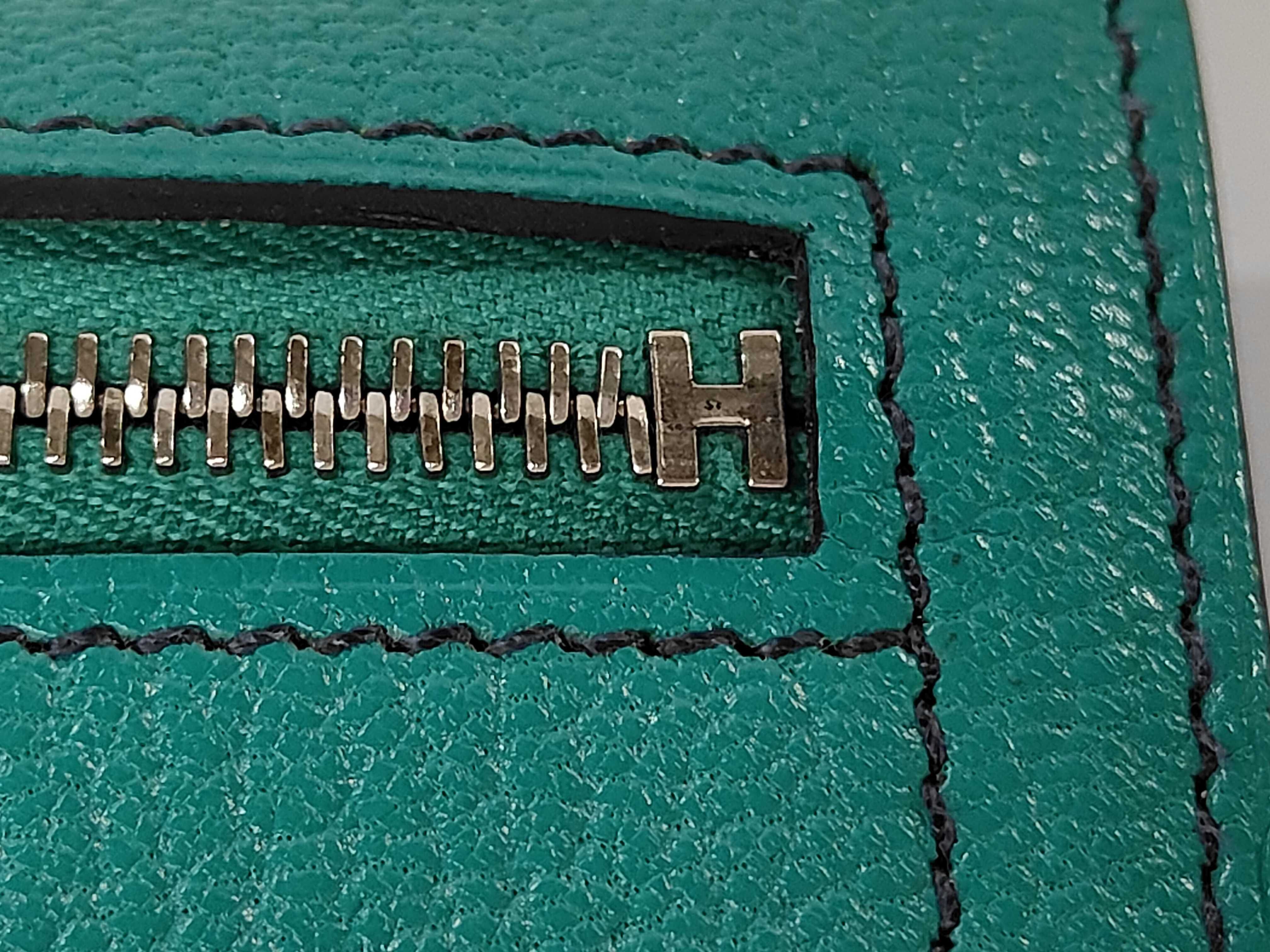 Green Calfskin In-the-Loop Key Case/Keychain (D Stamp) — view 6
