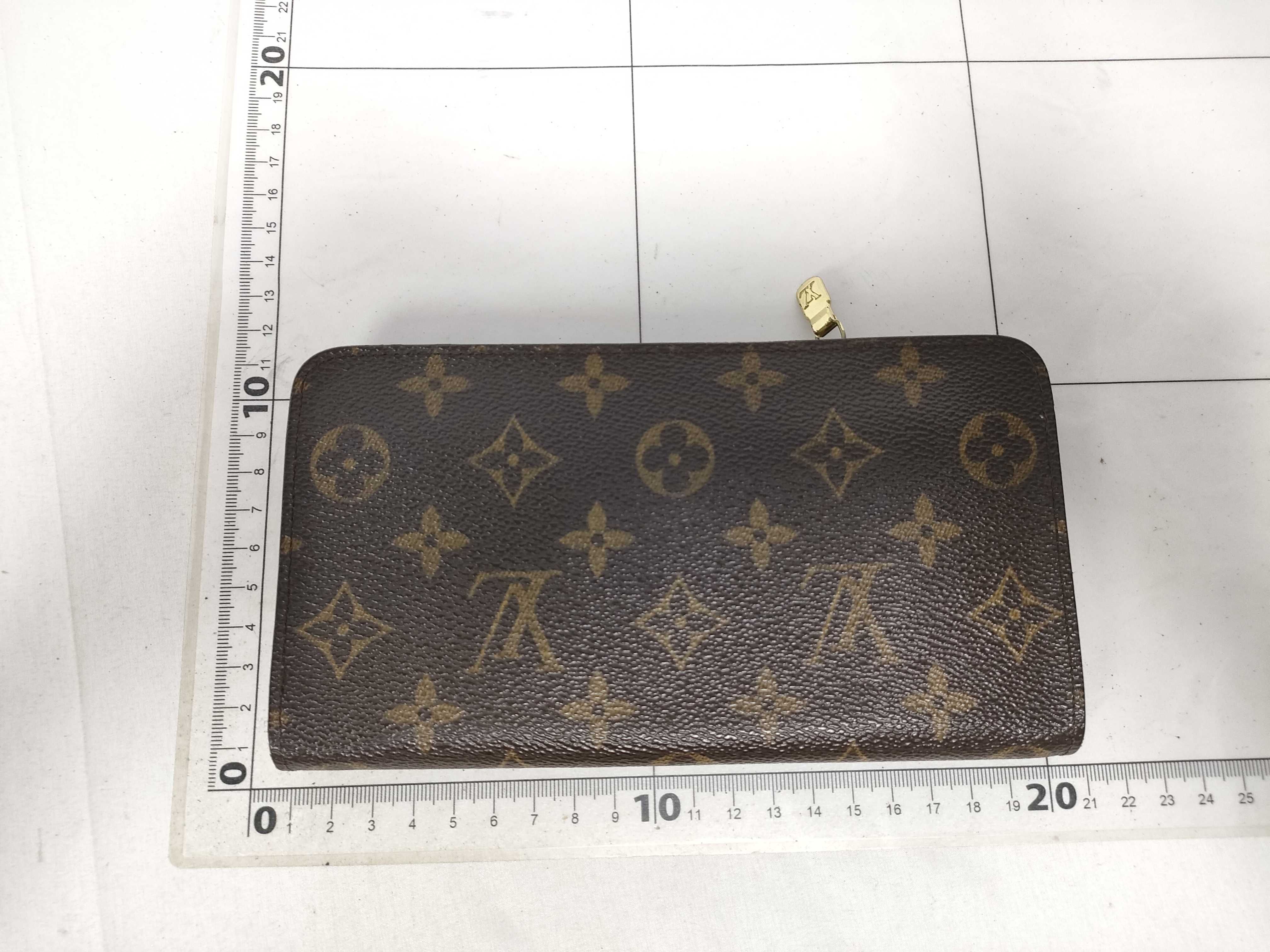 Monogram Louis Vuitton Monogram Portemonnaie Zip Wallet M6172 — view 2