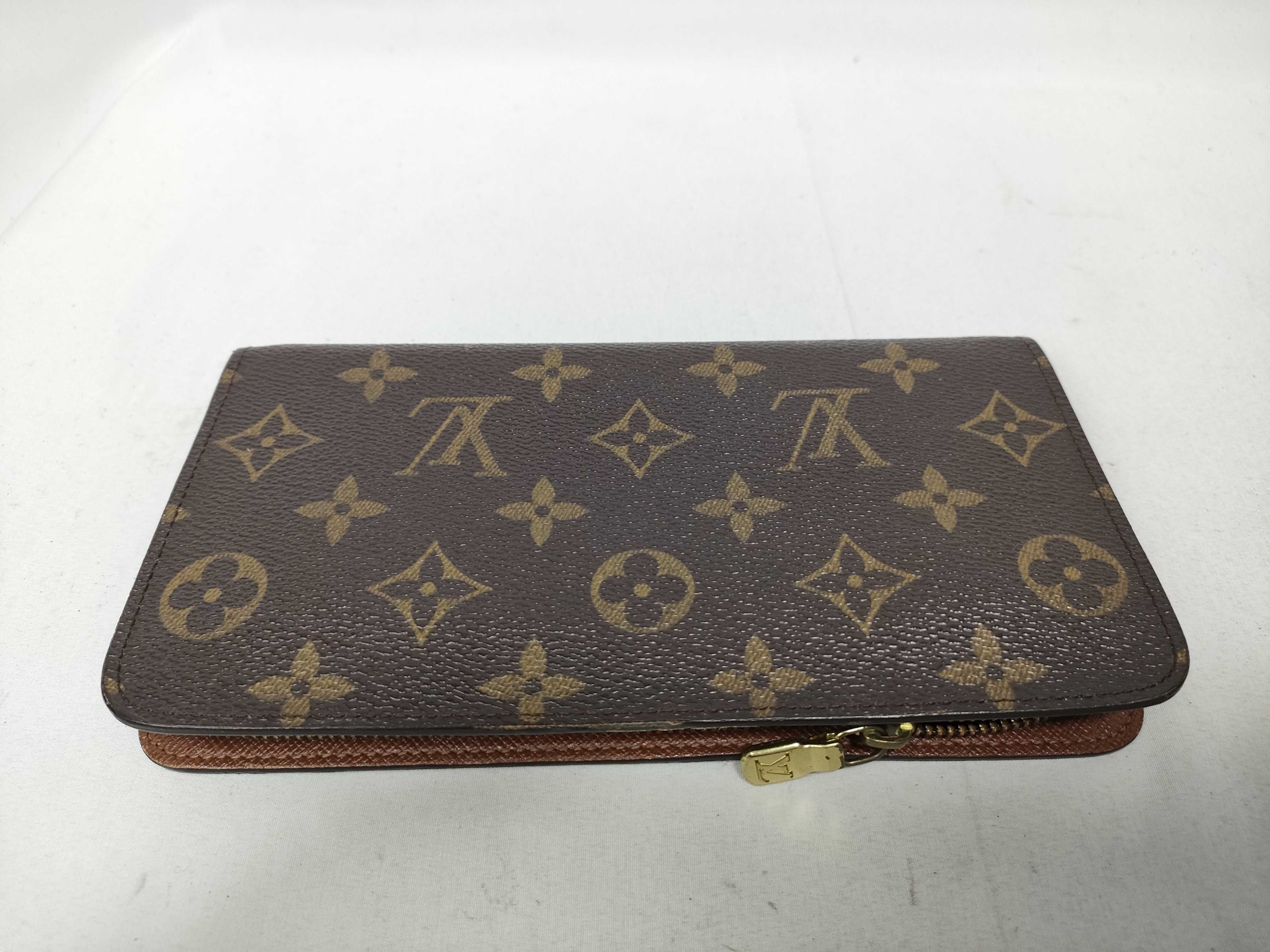 Monogram Louis Vuitton Monogram Portemonnaie Zip Wallet M6172 — view 8