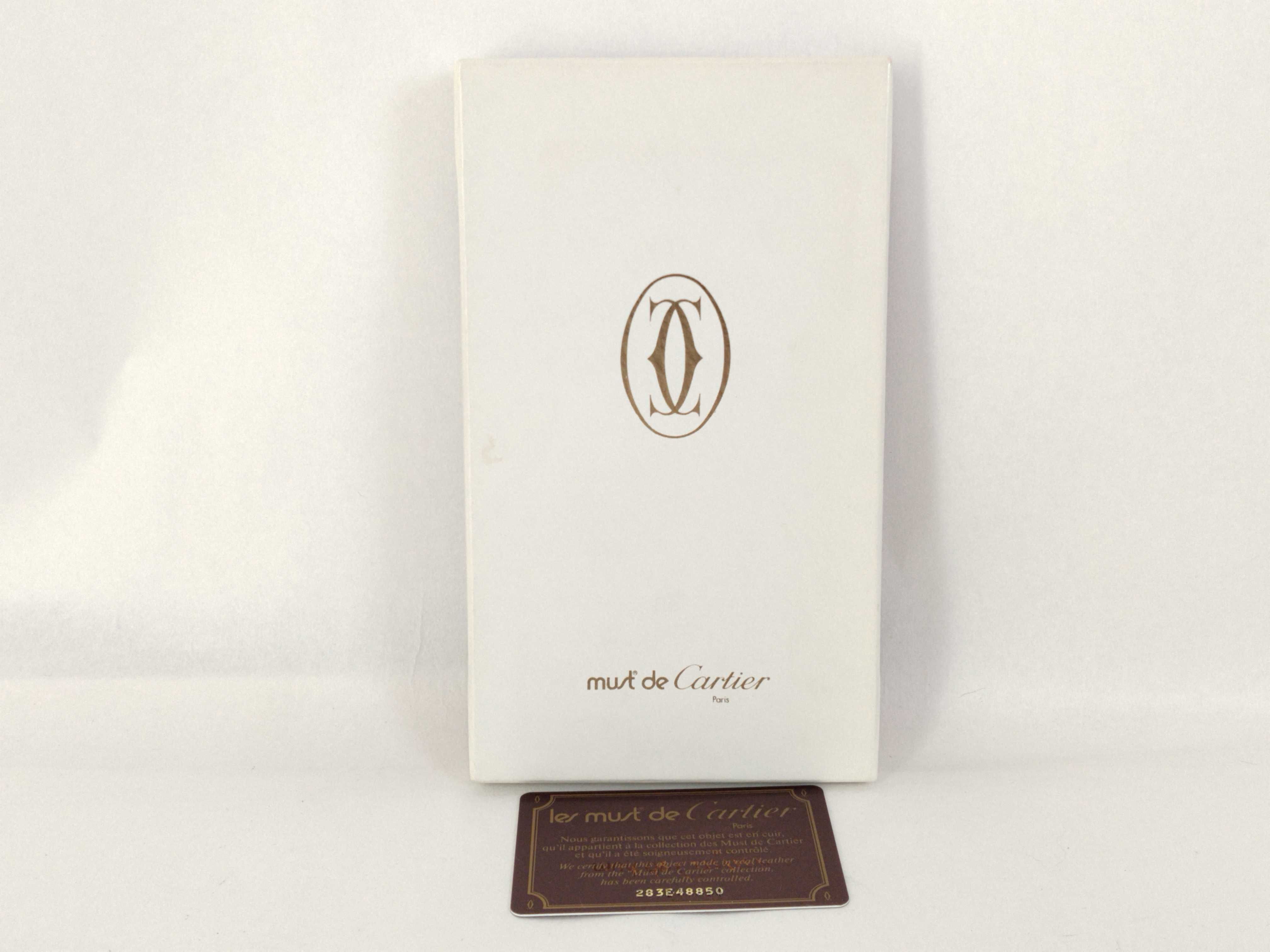 Must / Must Line / Billfold / Leather Billfold — view 11
