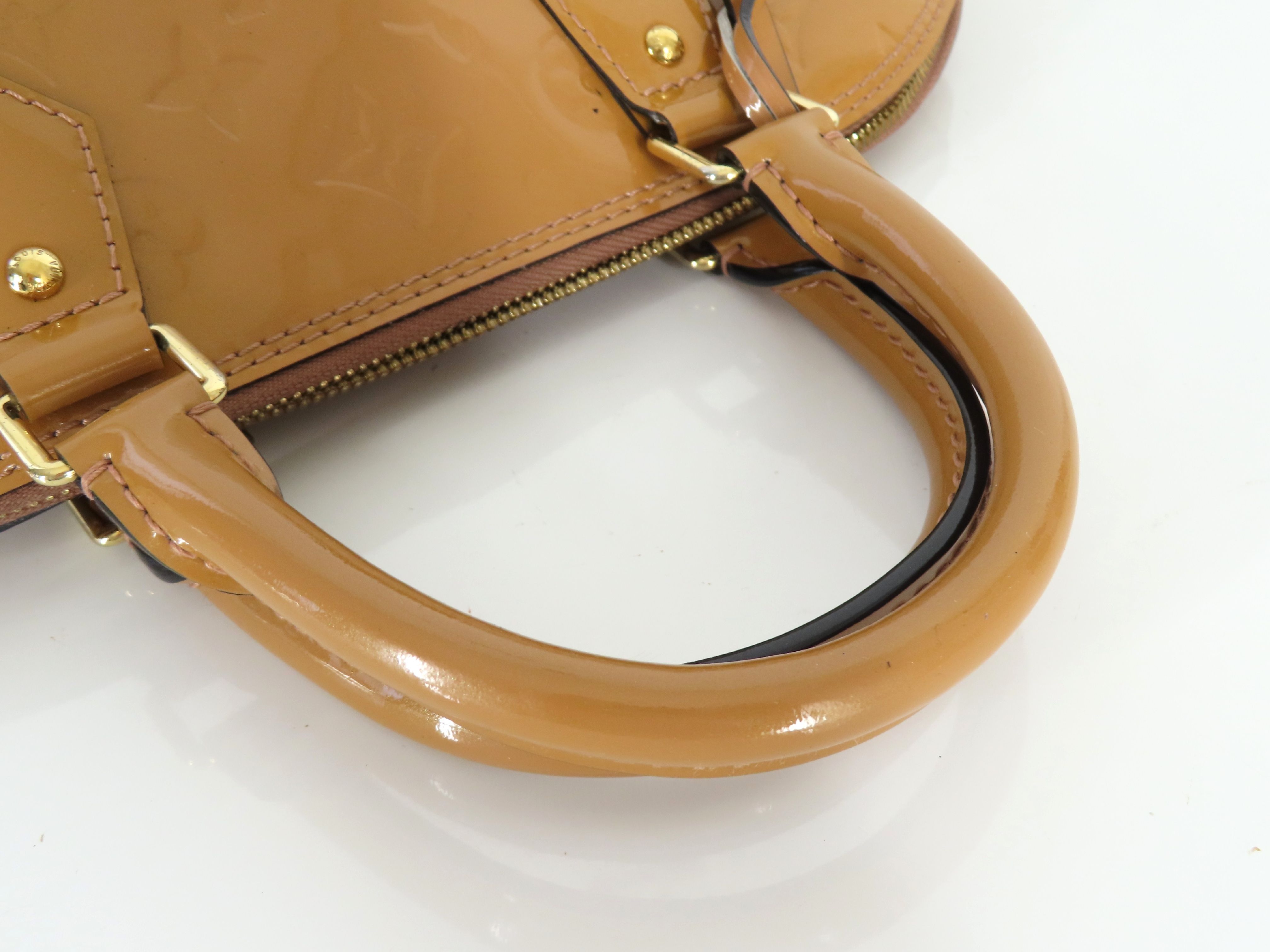 Alma Vernis New Handbag — view 3