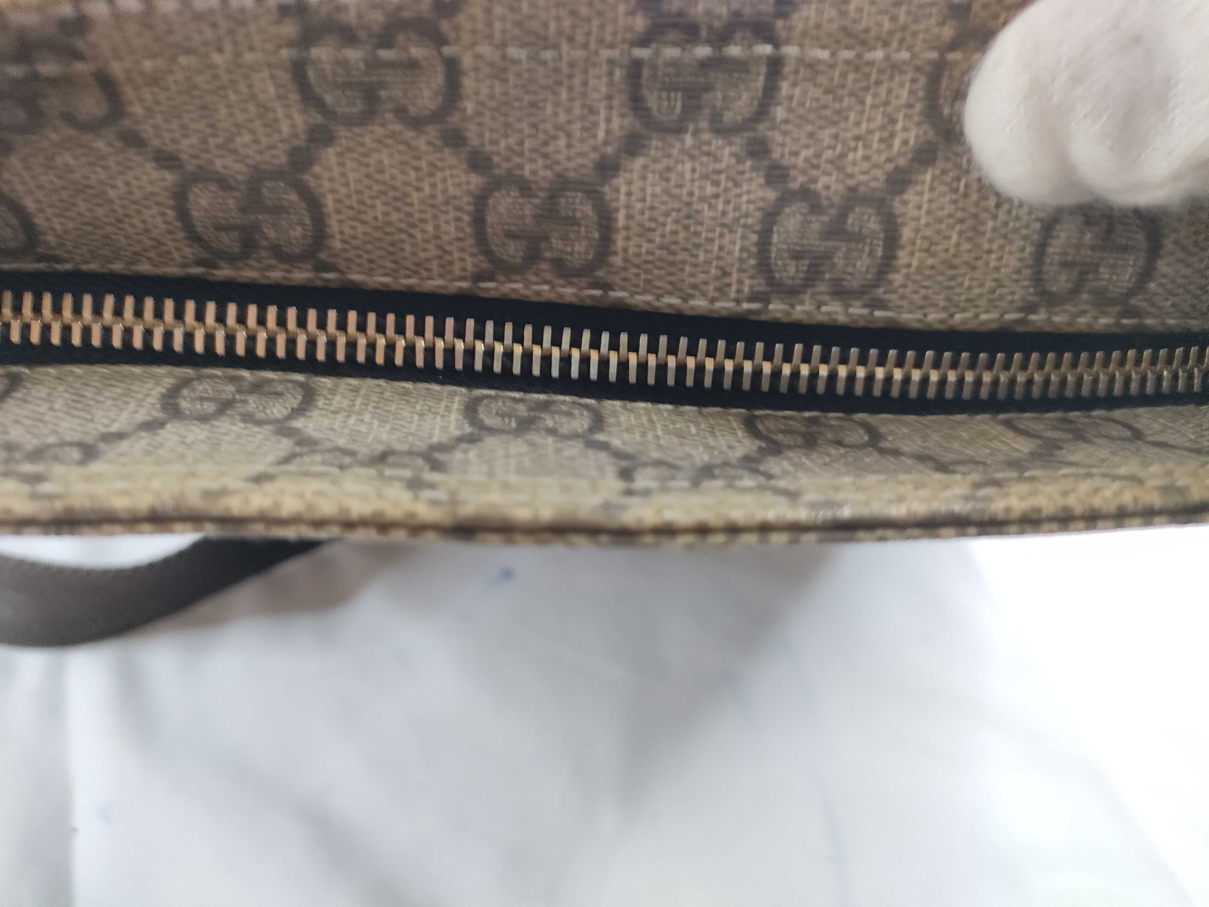 GG Supreme 201538 Shoulder Bag — view 9