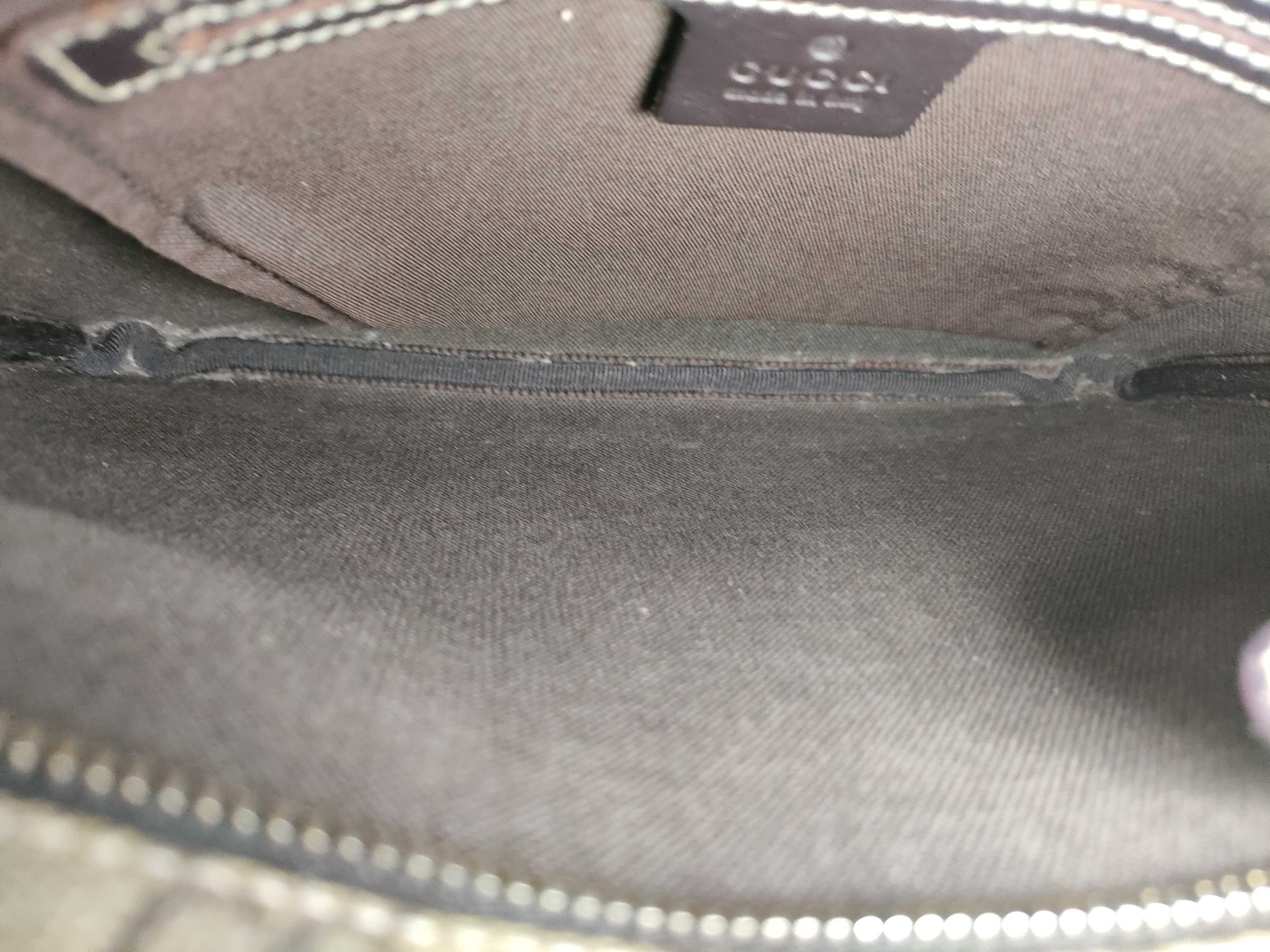GG Supreme 201538 Shoulder Bag — view 10