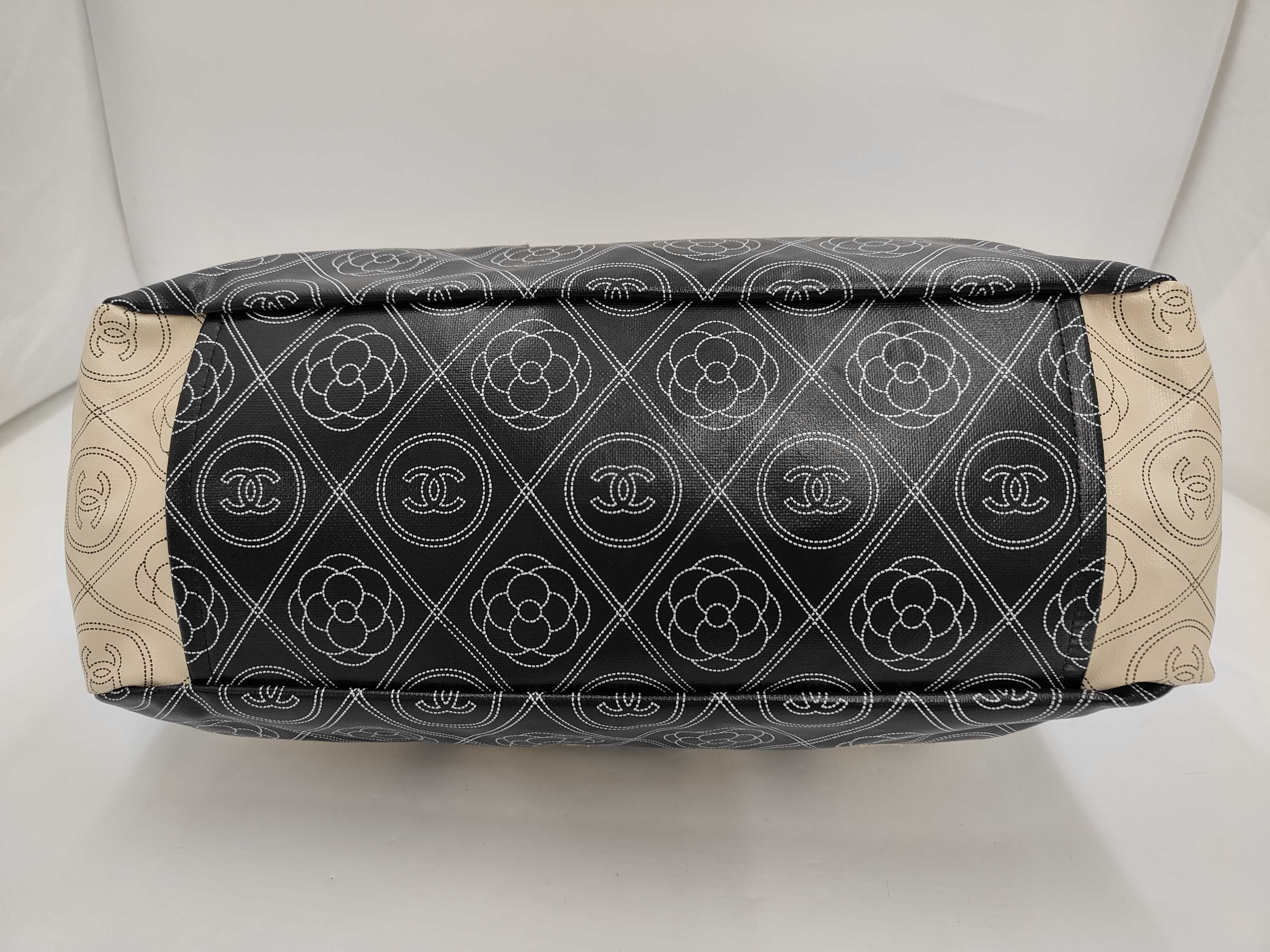 Camellia Large Shopping Bag Tote Bag Black Bag — view 3