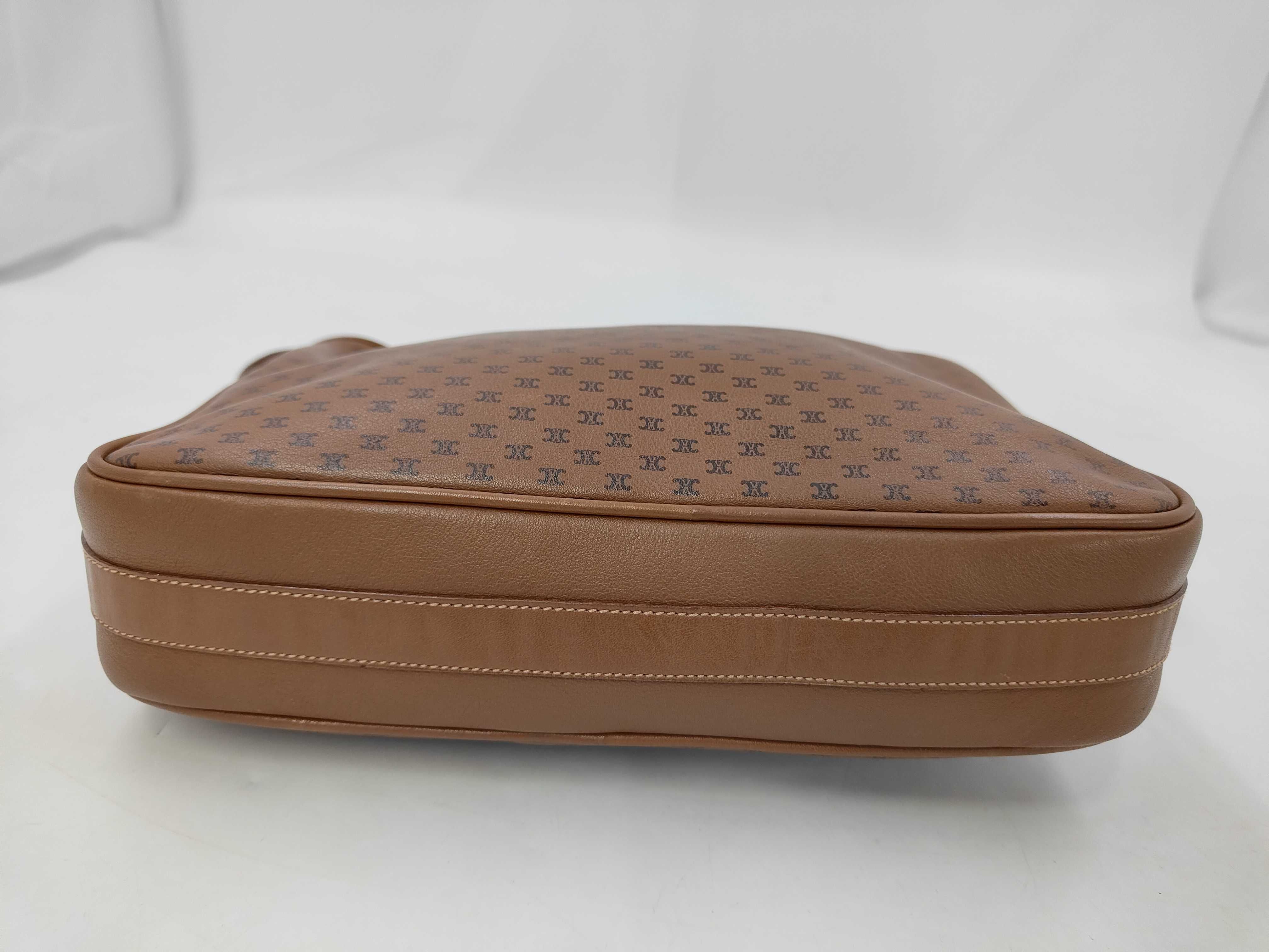camera bag — view 3