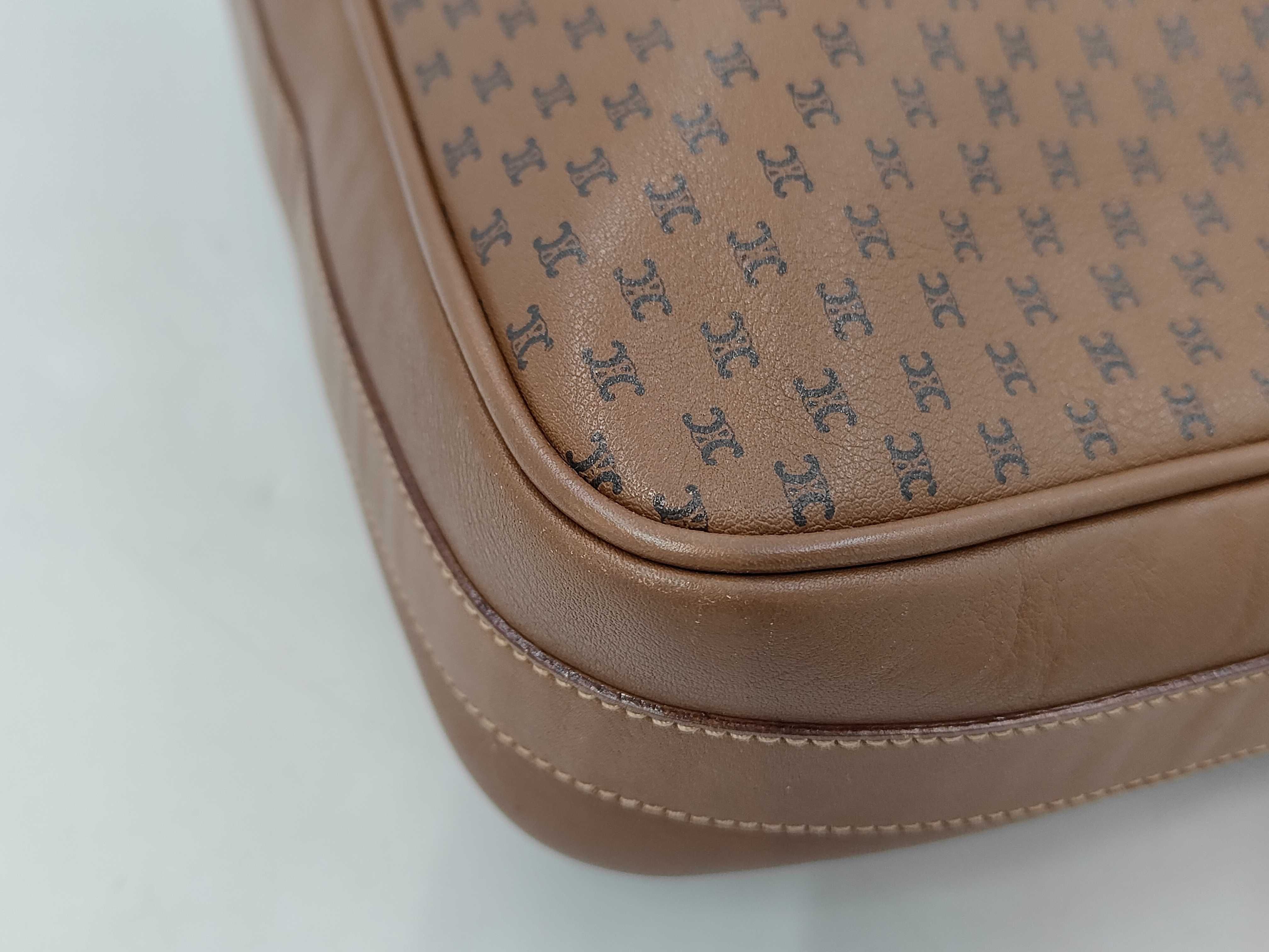 camera bag — view 4