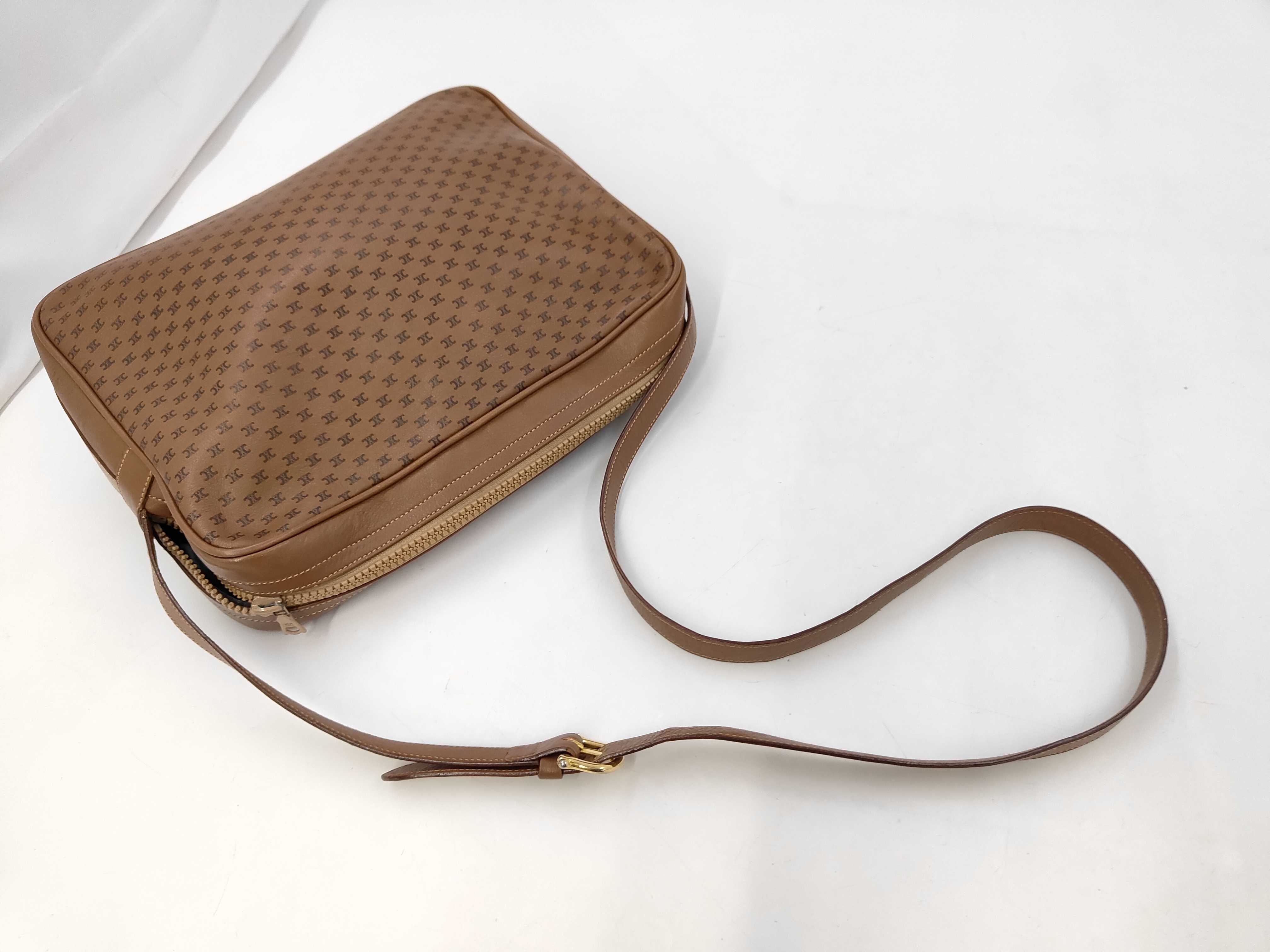 camera bag — view 6