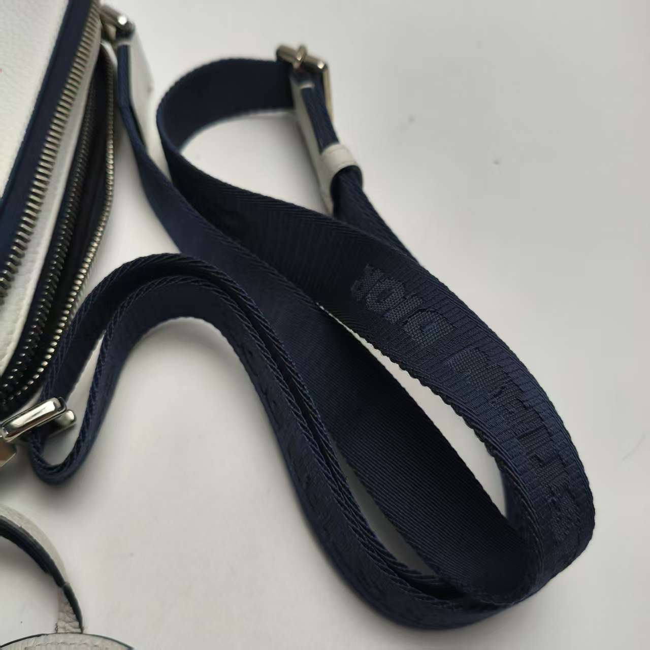 【*Shipped from: China*】Dior Leather Shoulder Bag — view 14