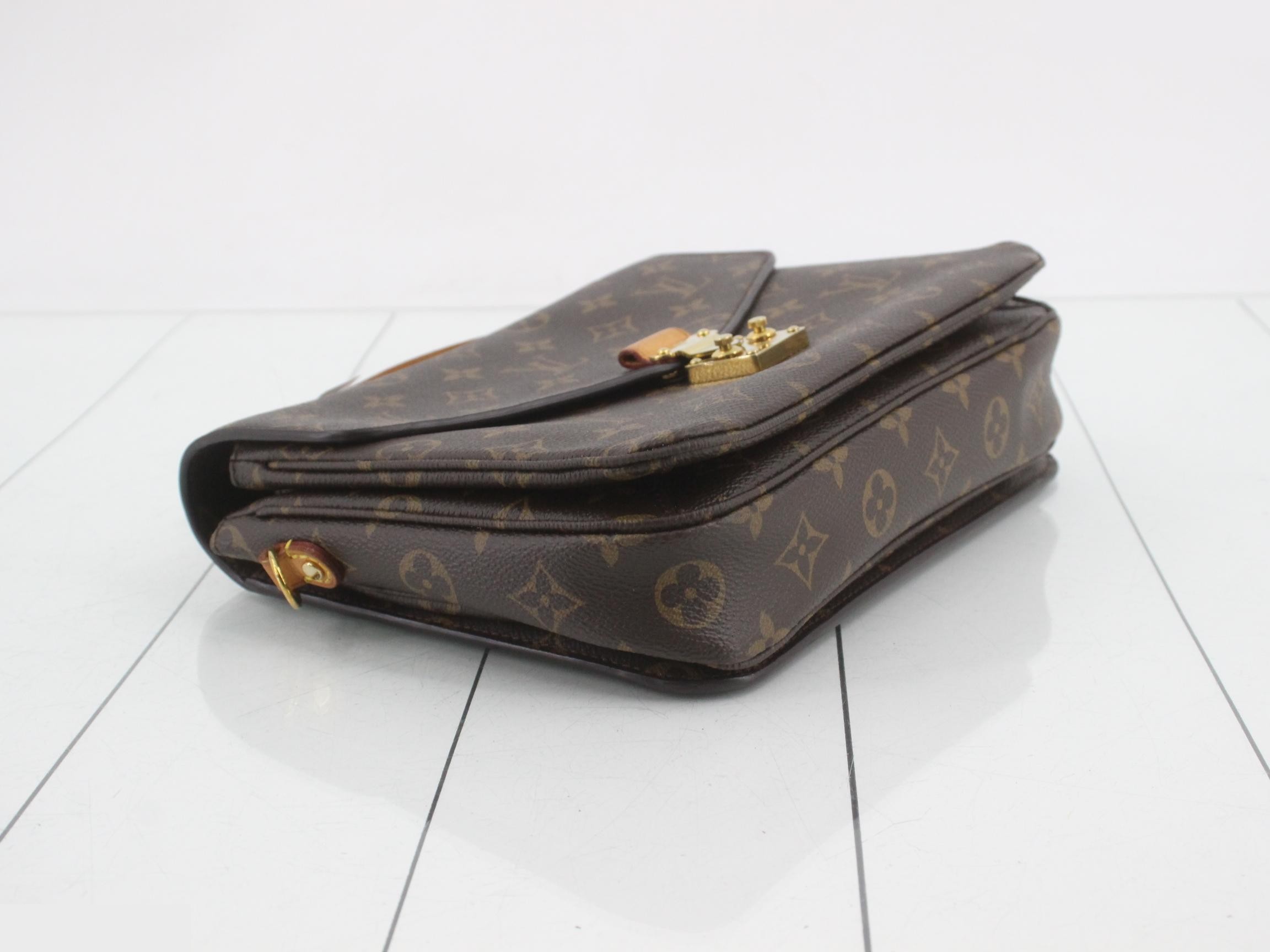 Monogram Pochette Metis MM 2-Way Handbag — view 5