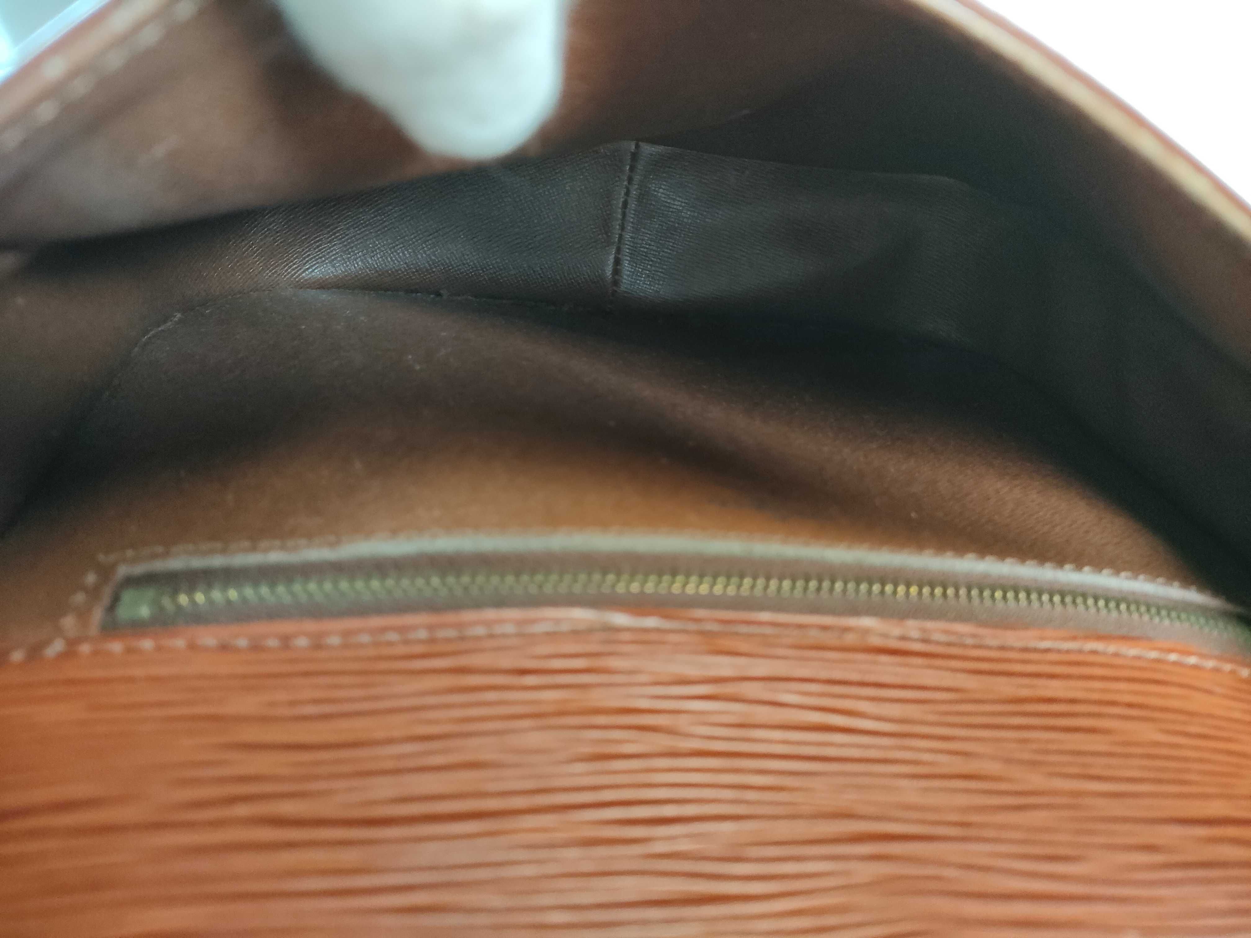 Epi Saint Cloud M52192 Shoulder Bag — view 10