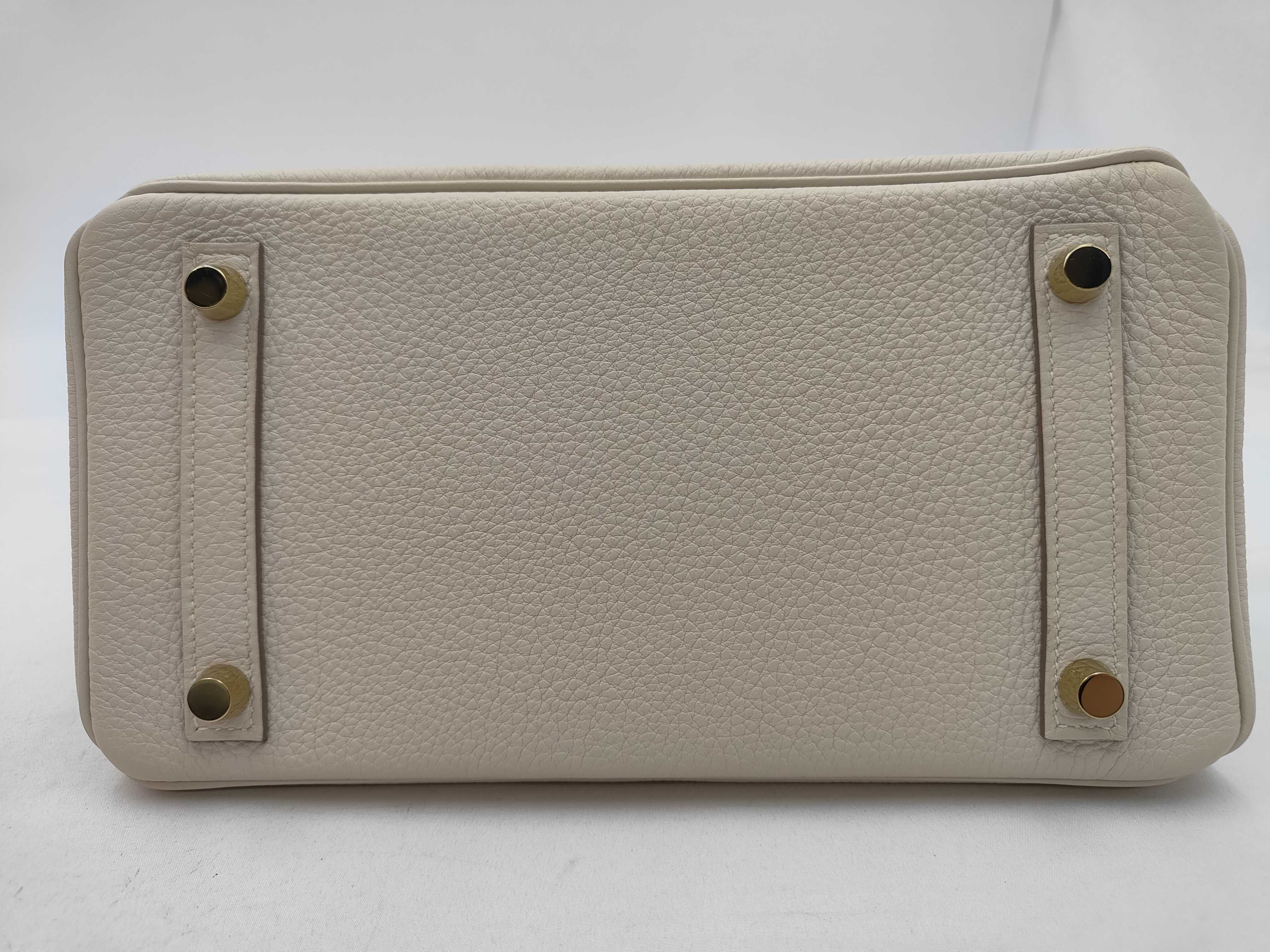 Birkin 25 Togo Leather Craie Gold Hardware U Stamp Handbag — view 7