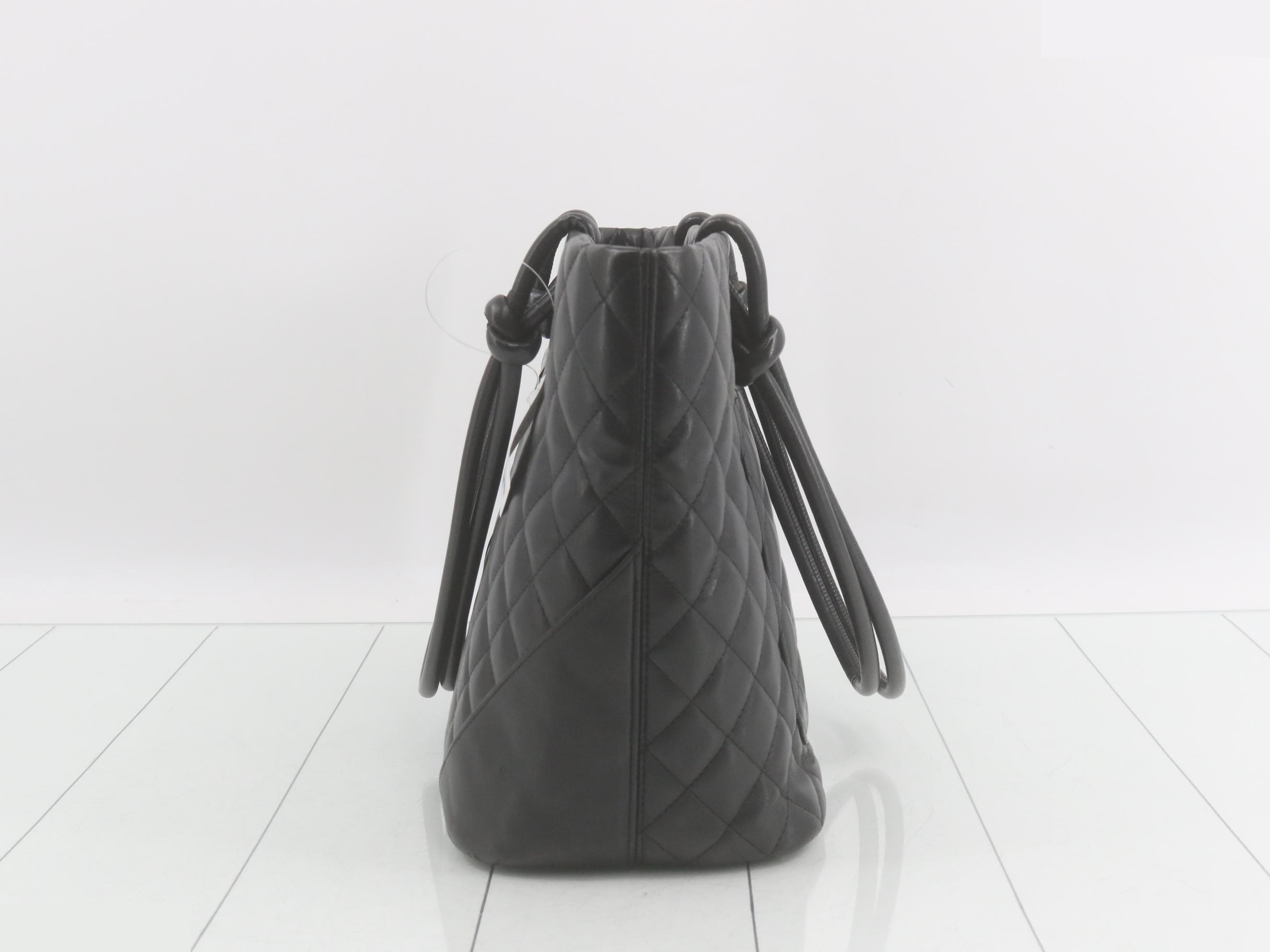 Cambon Line Large Tote Bag with Sticker Card — view 3
