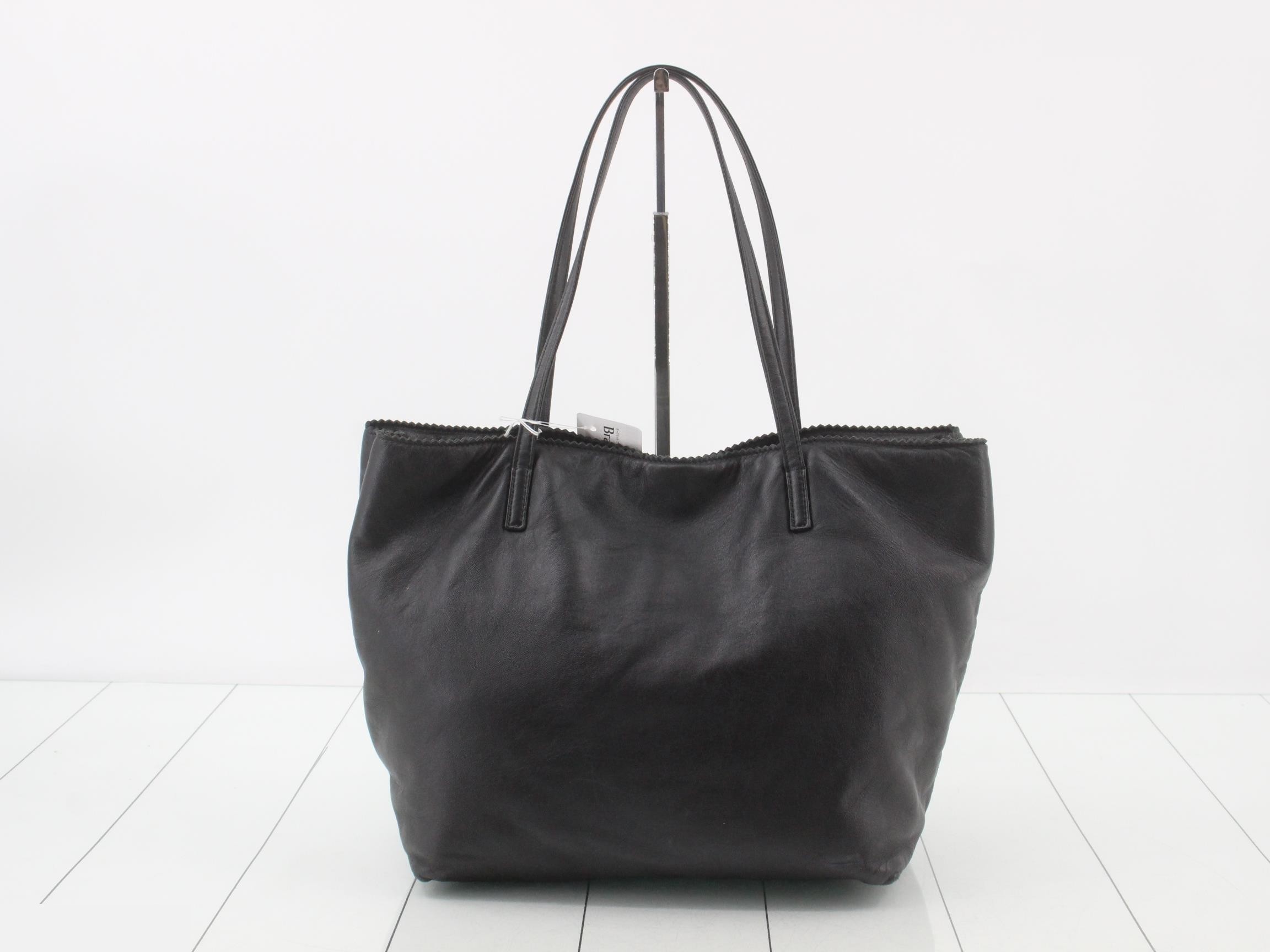 handbag — view 2