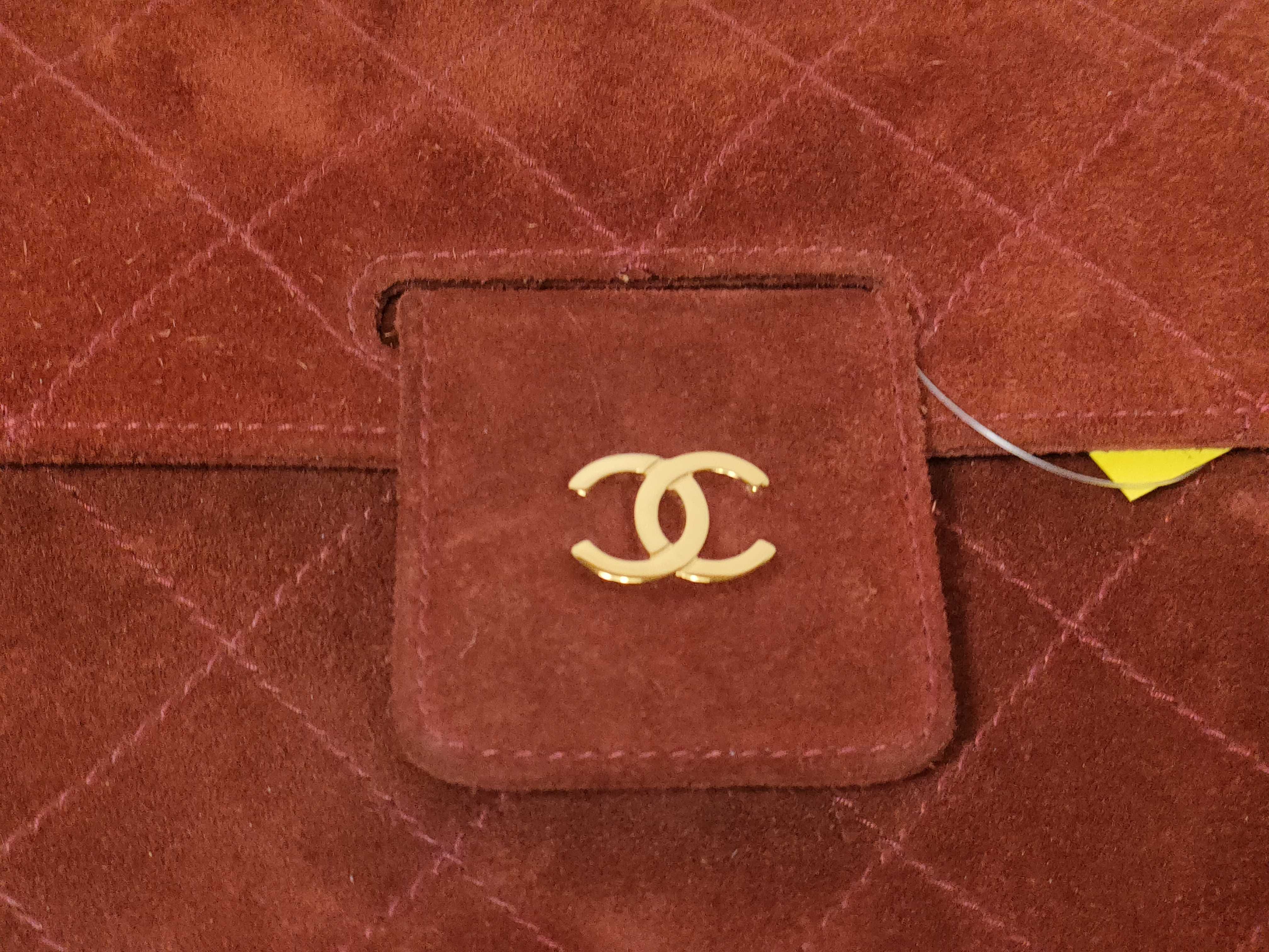 Matelassé Suede Shoulder Bag (Series 5) — view 9