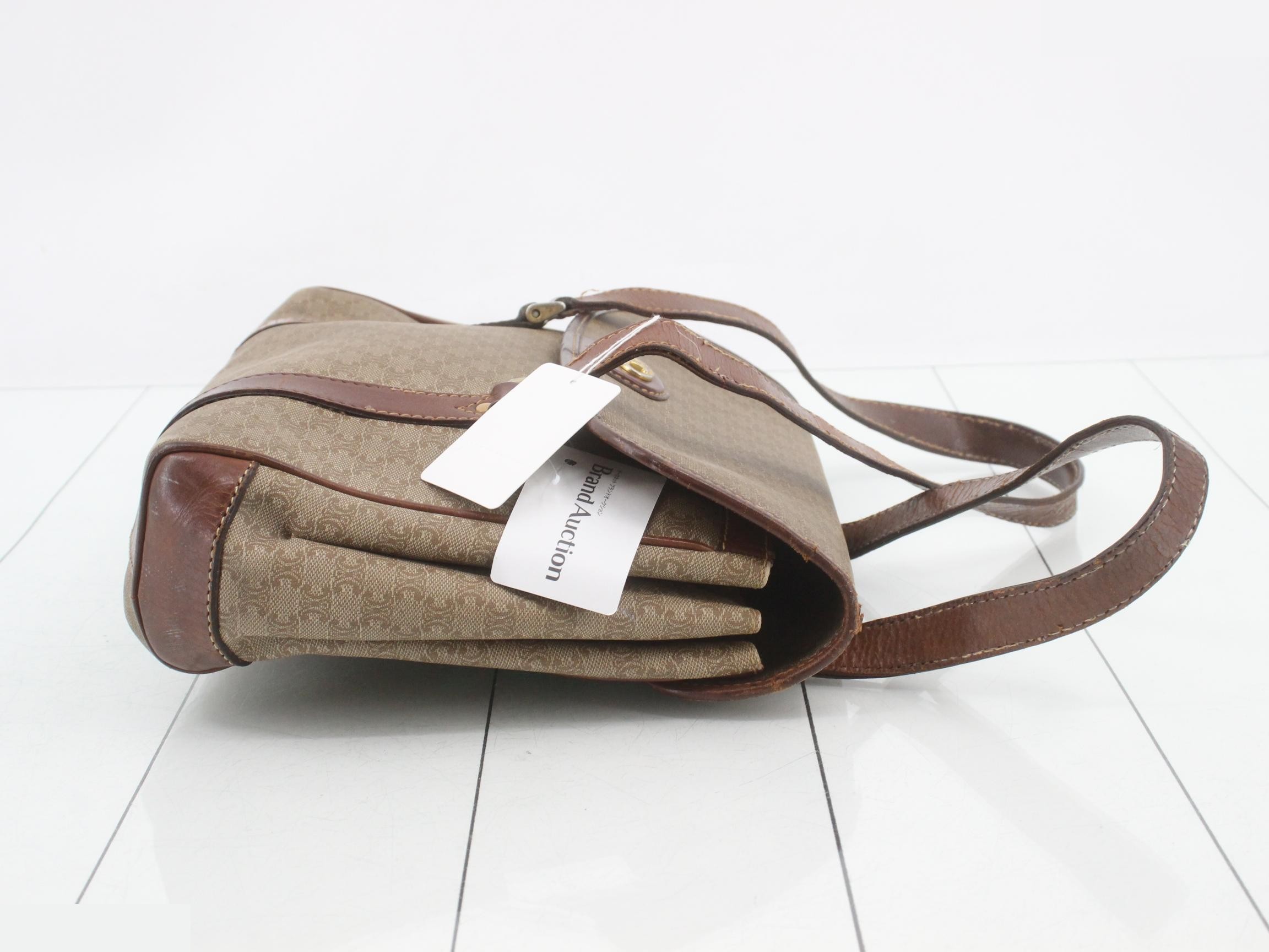 handbag — view 3