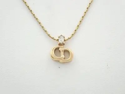 necklace, neck circumference approximately 44cm