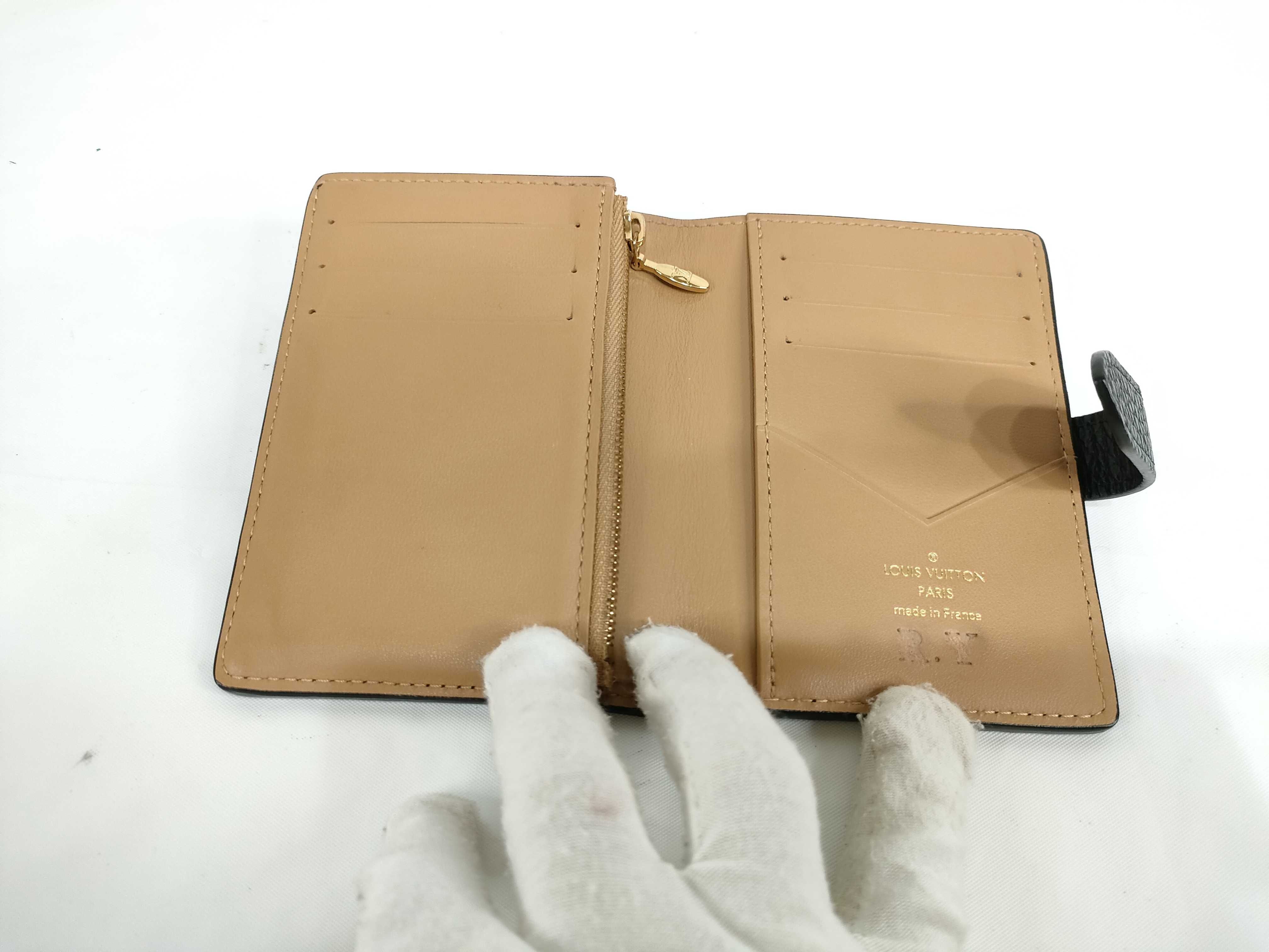 LV Vertical Compact Capucines M81561 IC Wallet — view 10