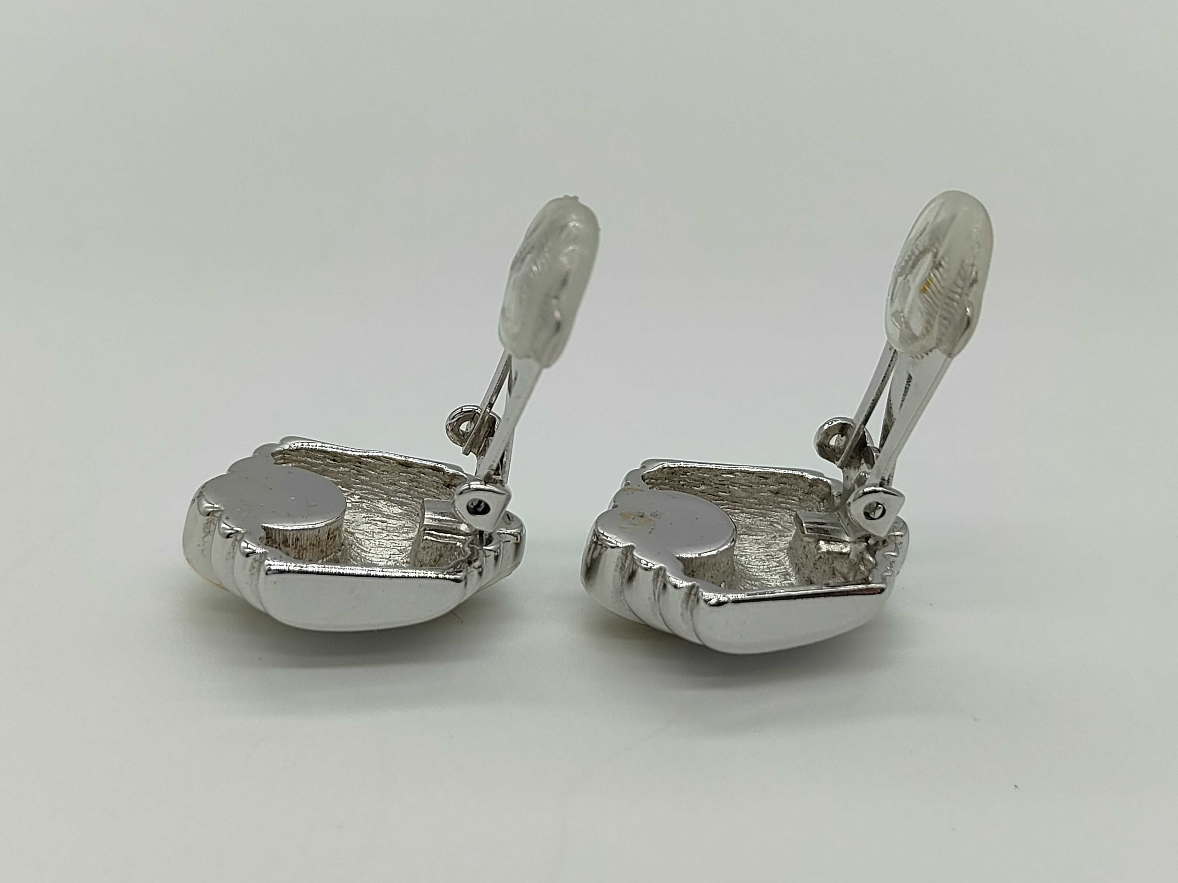 Rhinestone Shell Earrings (Silver and Gold) — view 4